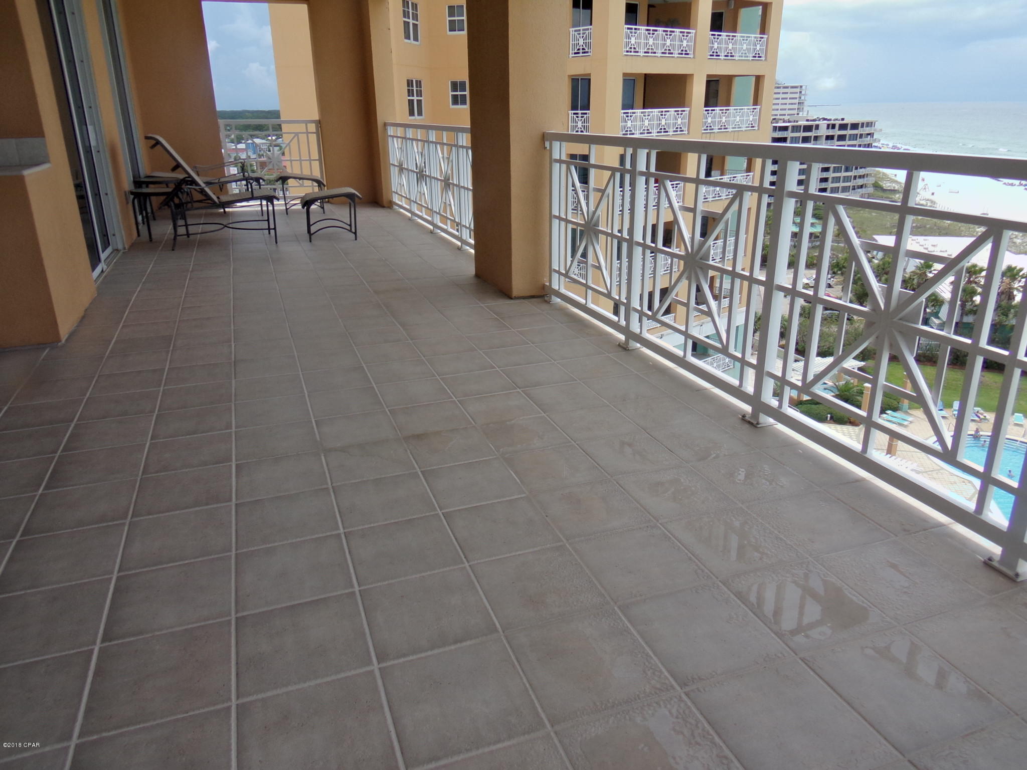 En Soleil Condo - Residential