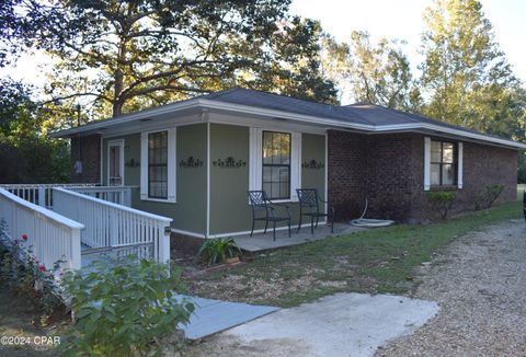 A home in Bonifay