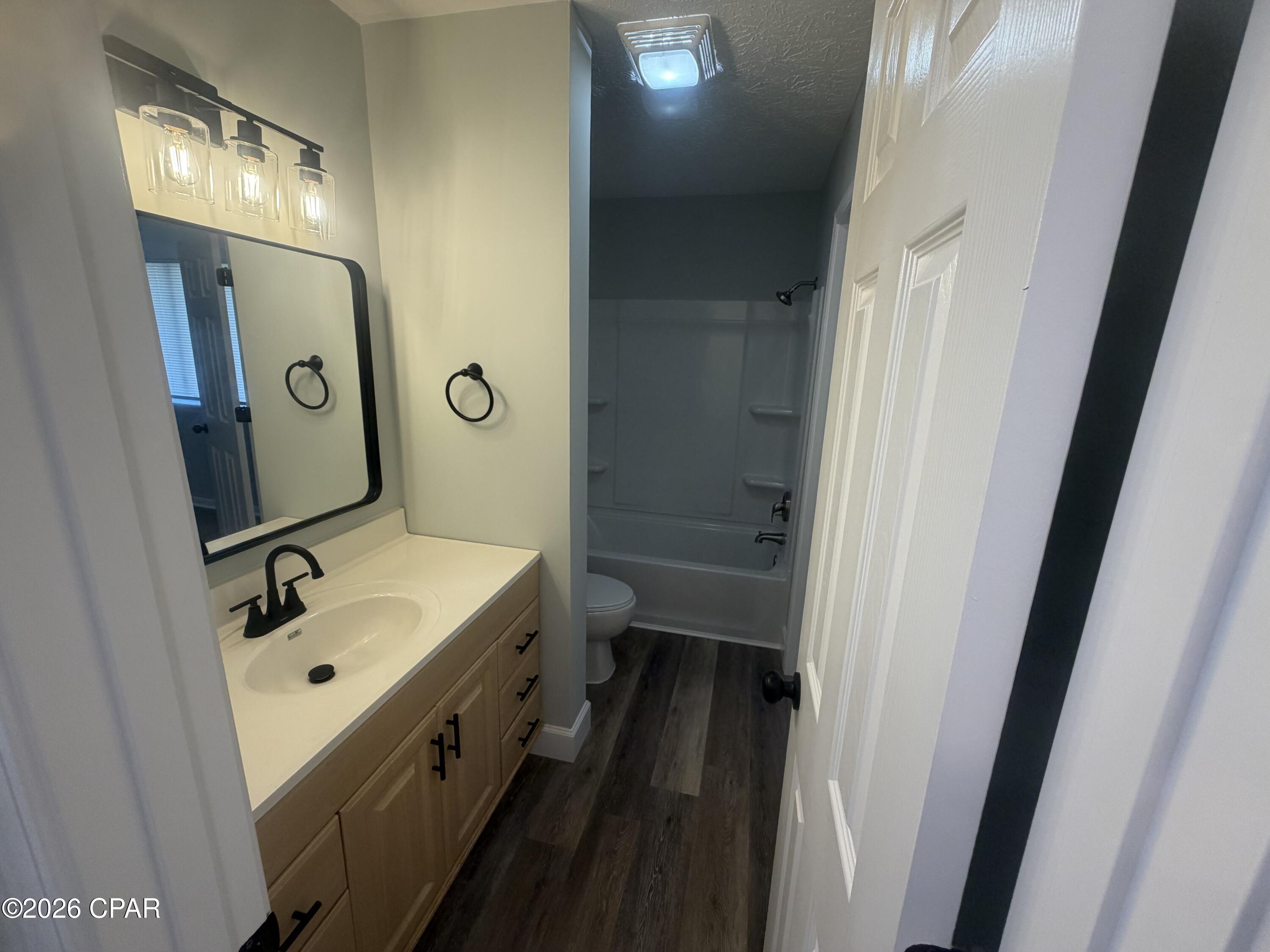 Venetian Villa 3rd Add - Residential