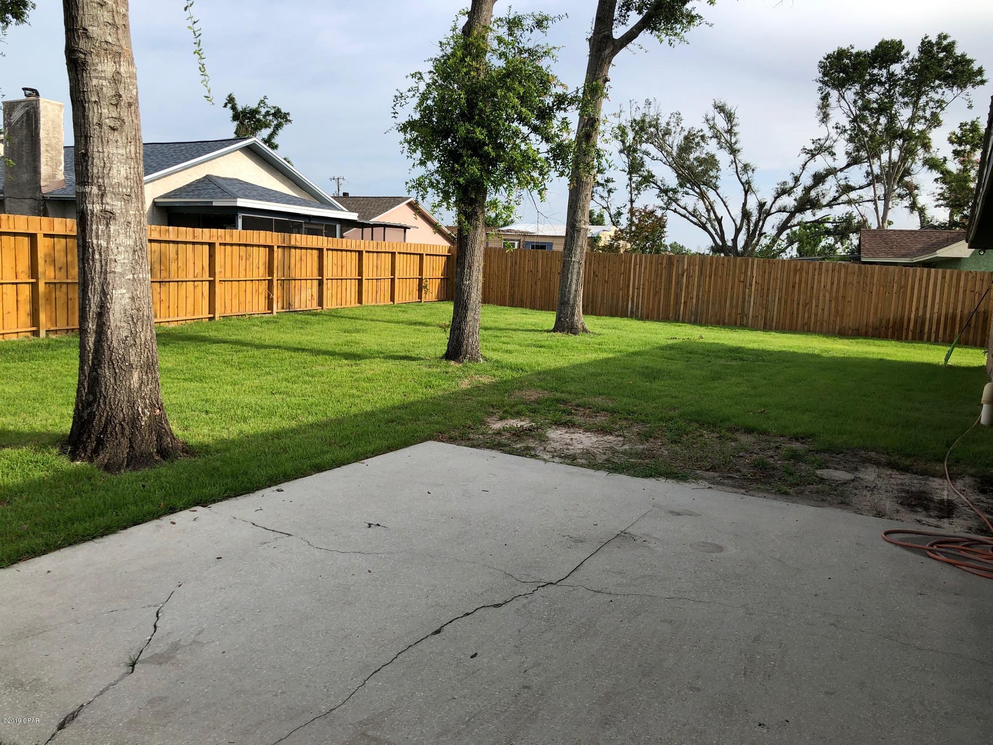 Shadow Bay Unit 1 - Residential Lease