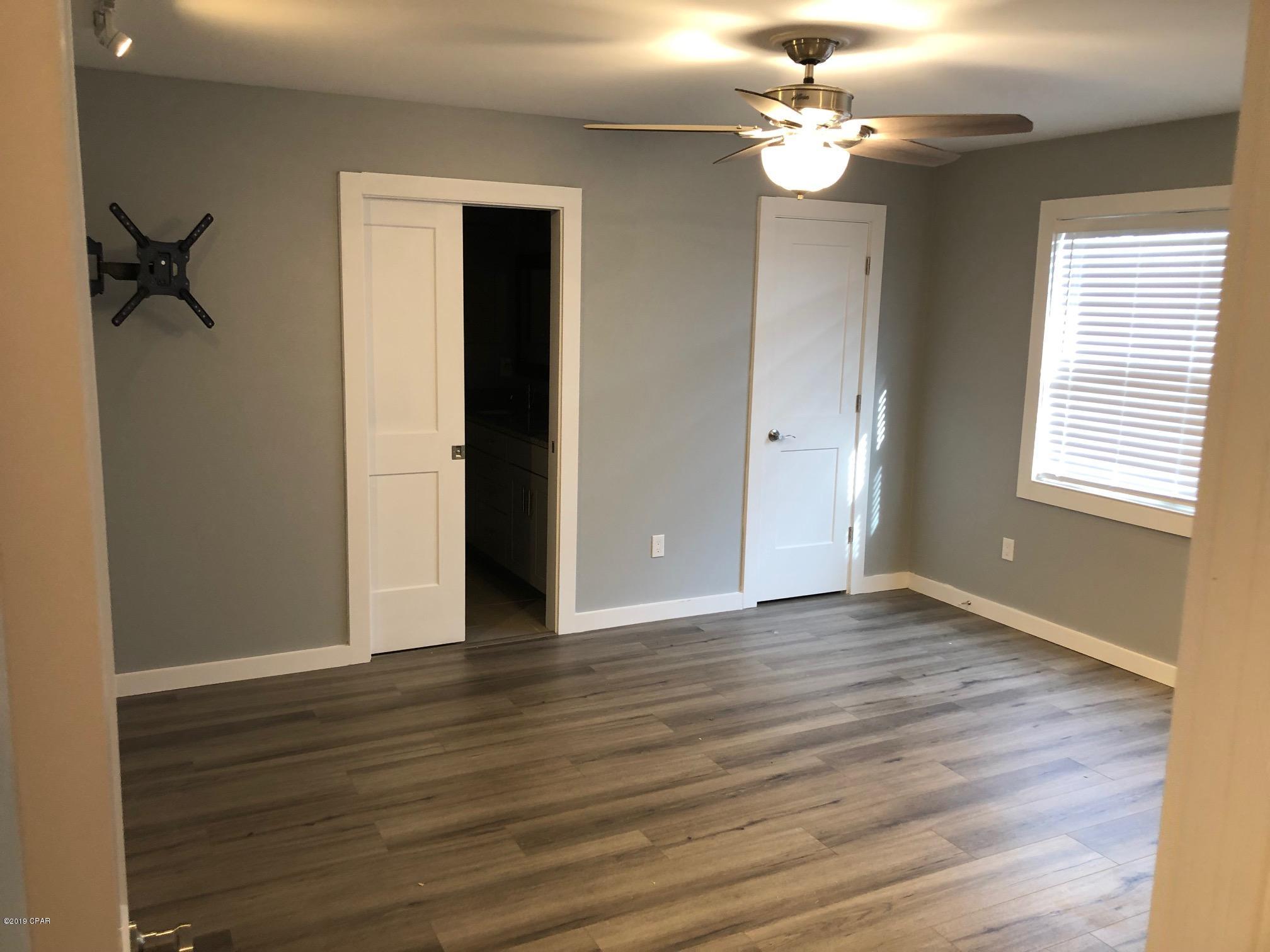 Shadow Bay Unit 1 - Residential Lease