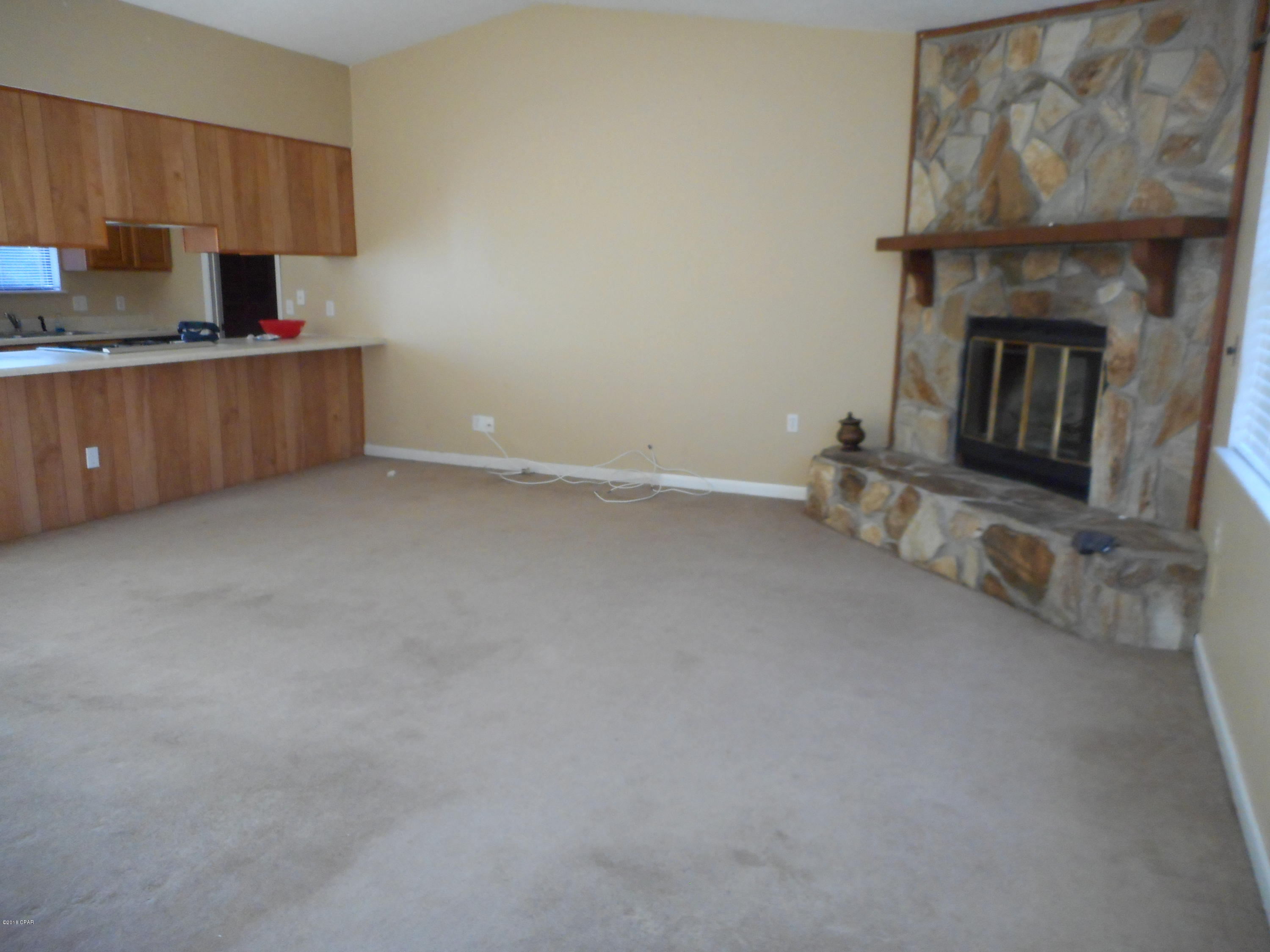 [No Recorded Subdiv] - Residential Lease