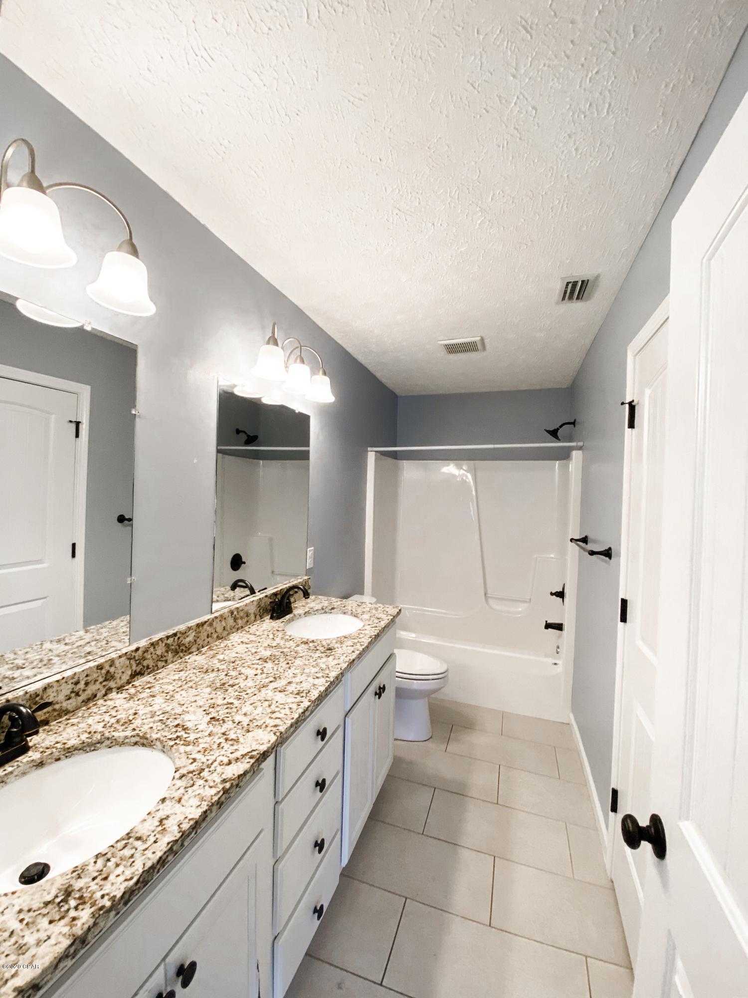 Causeway Manor - Residential