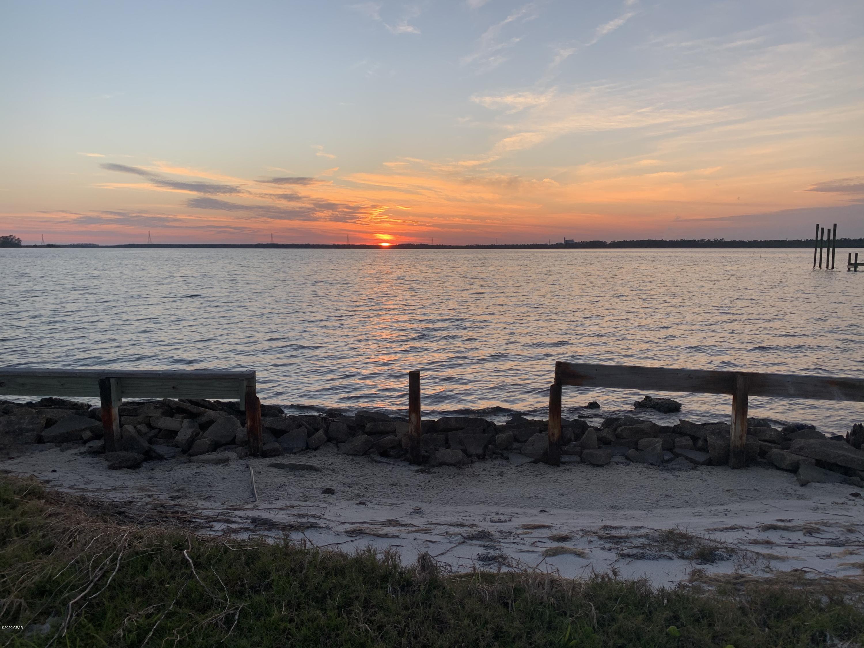 [No Recorded Subdiv] - Land