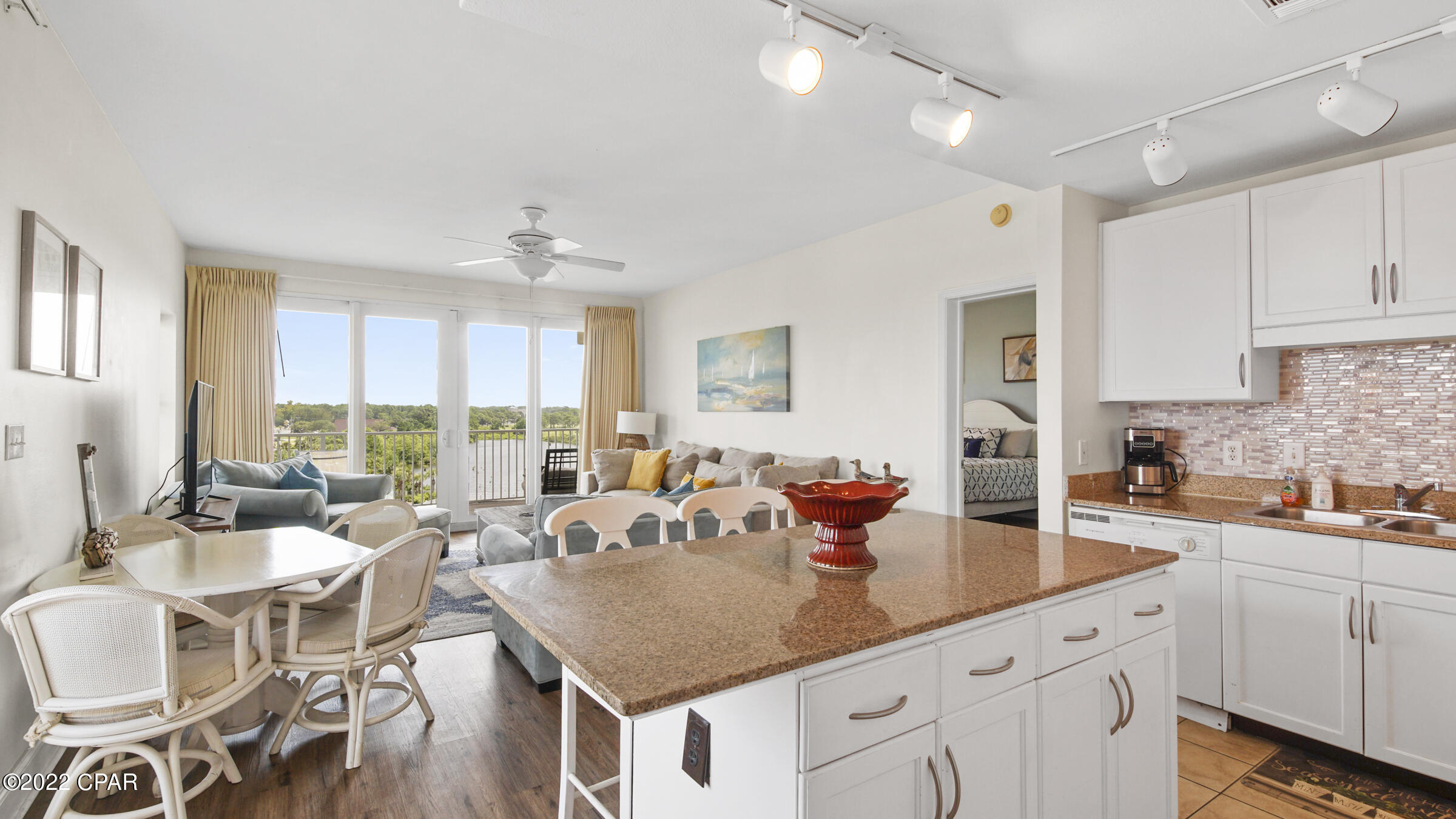 Laketown Wharf - Residential