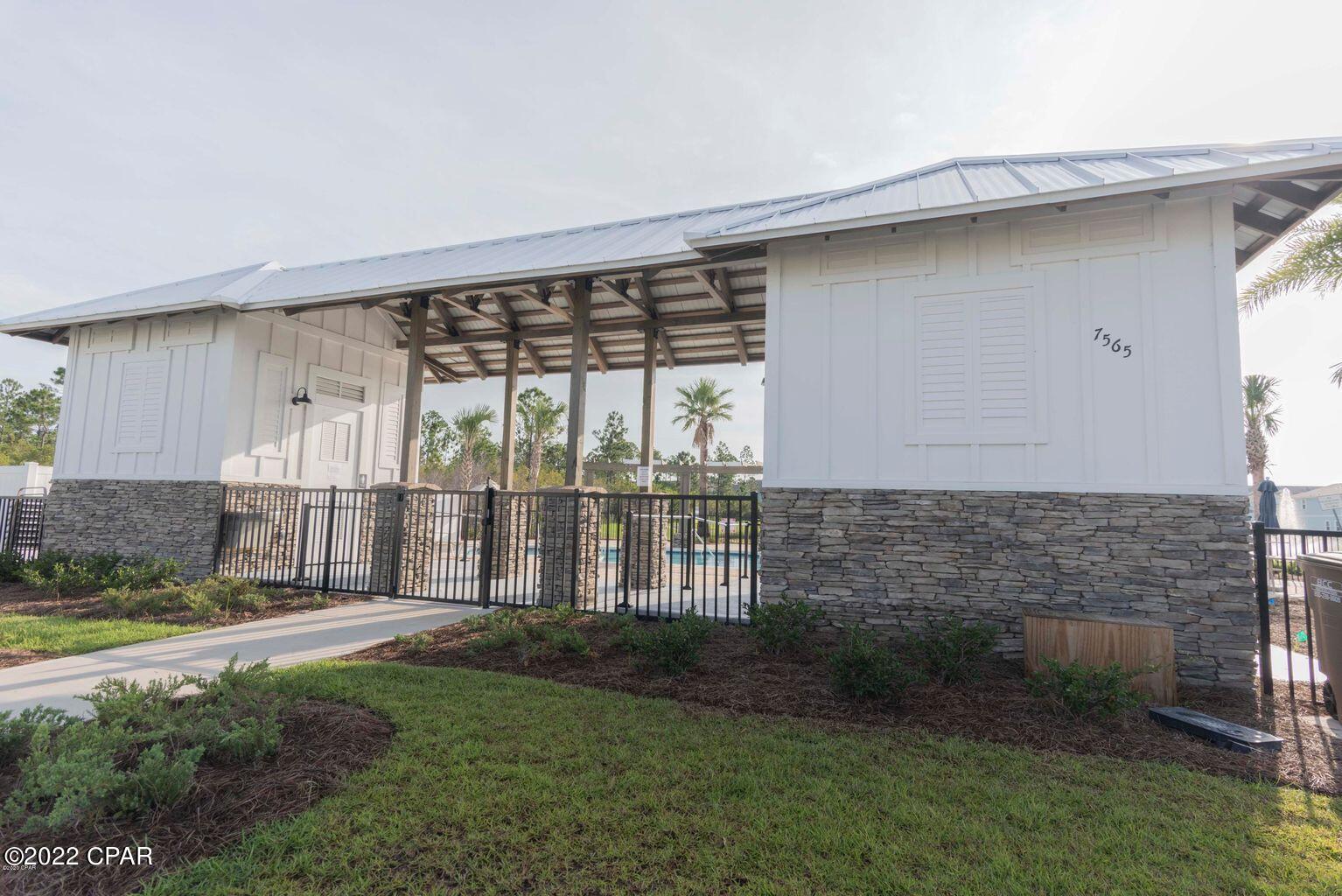 Hathaway Townhomes - Residential Lease