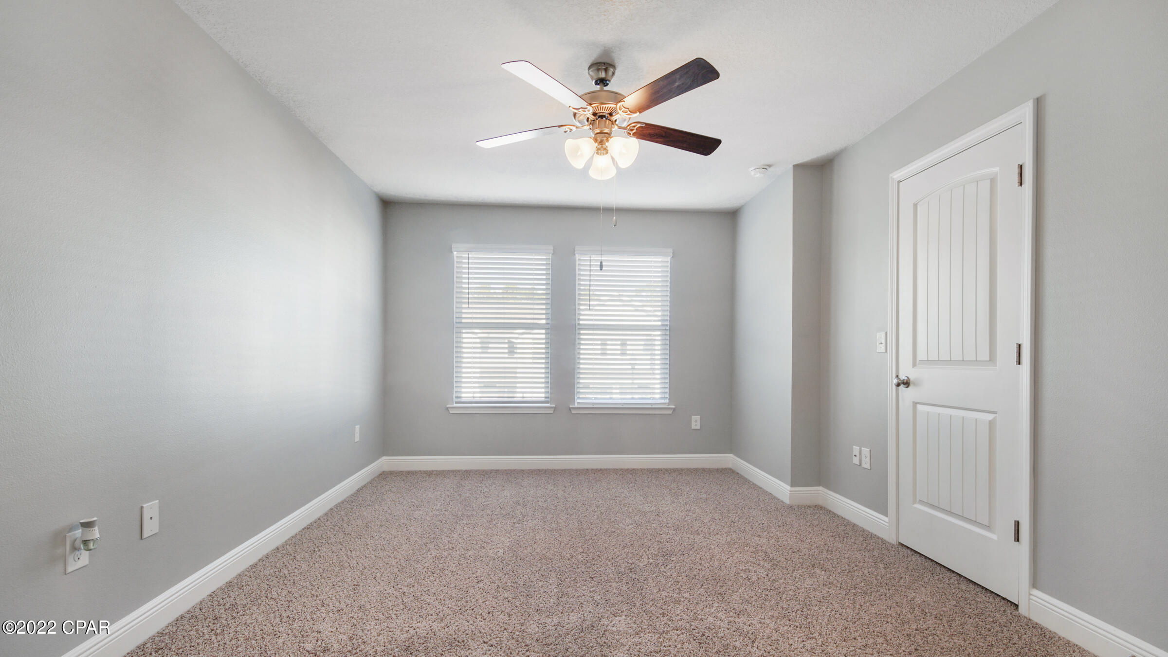 Hathaway Townhomes - Residential Lease