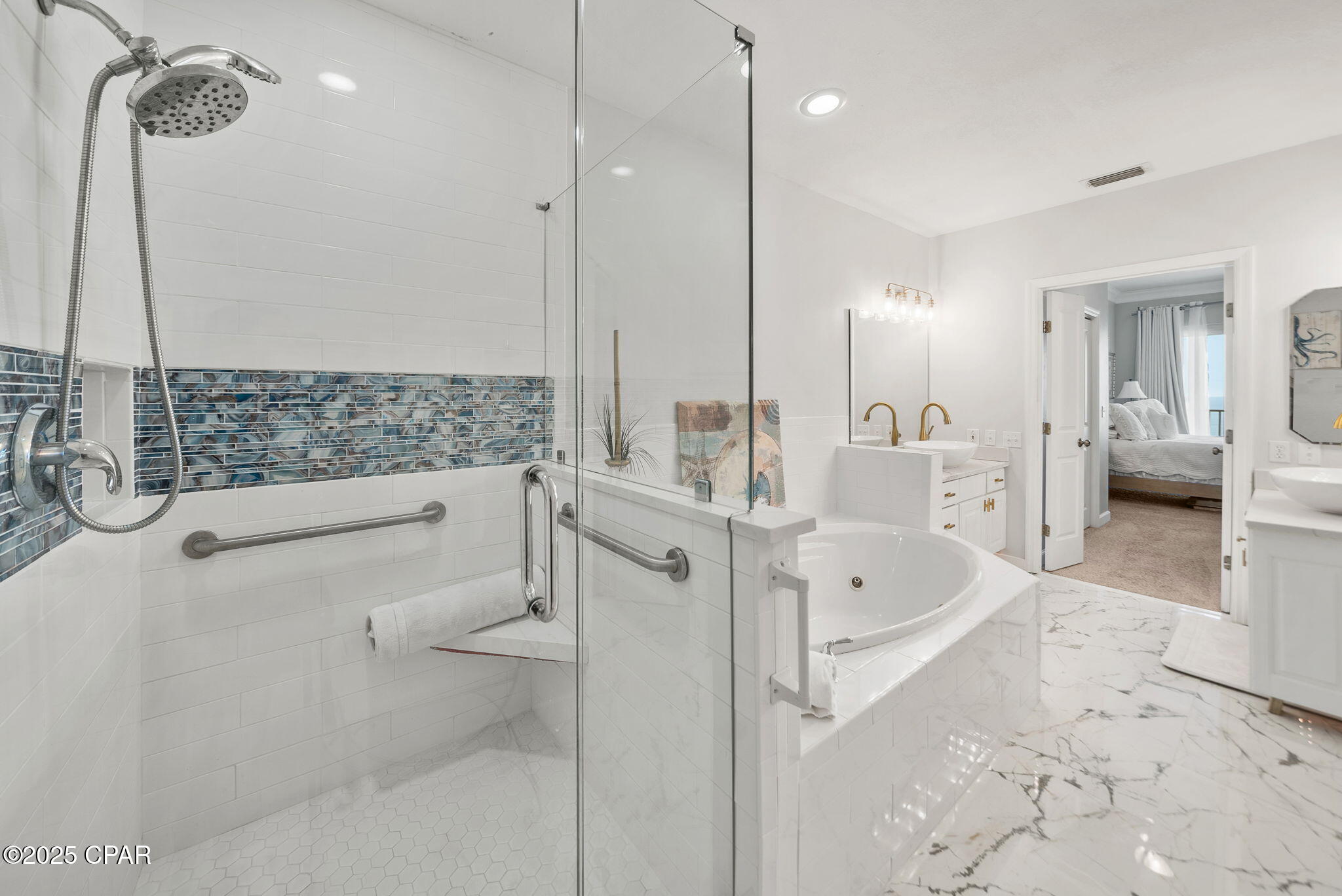 Grande Surf Club Condo - Residential