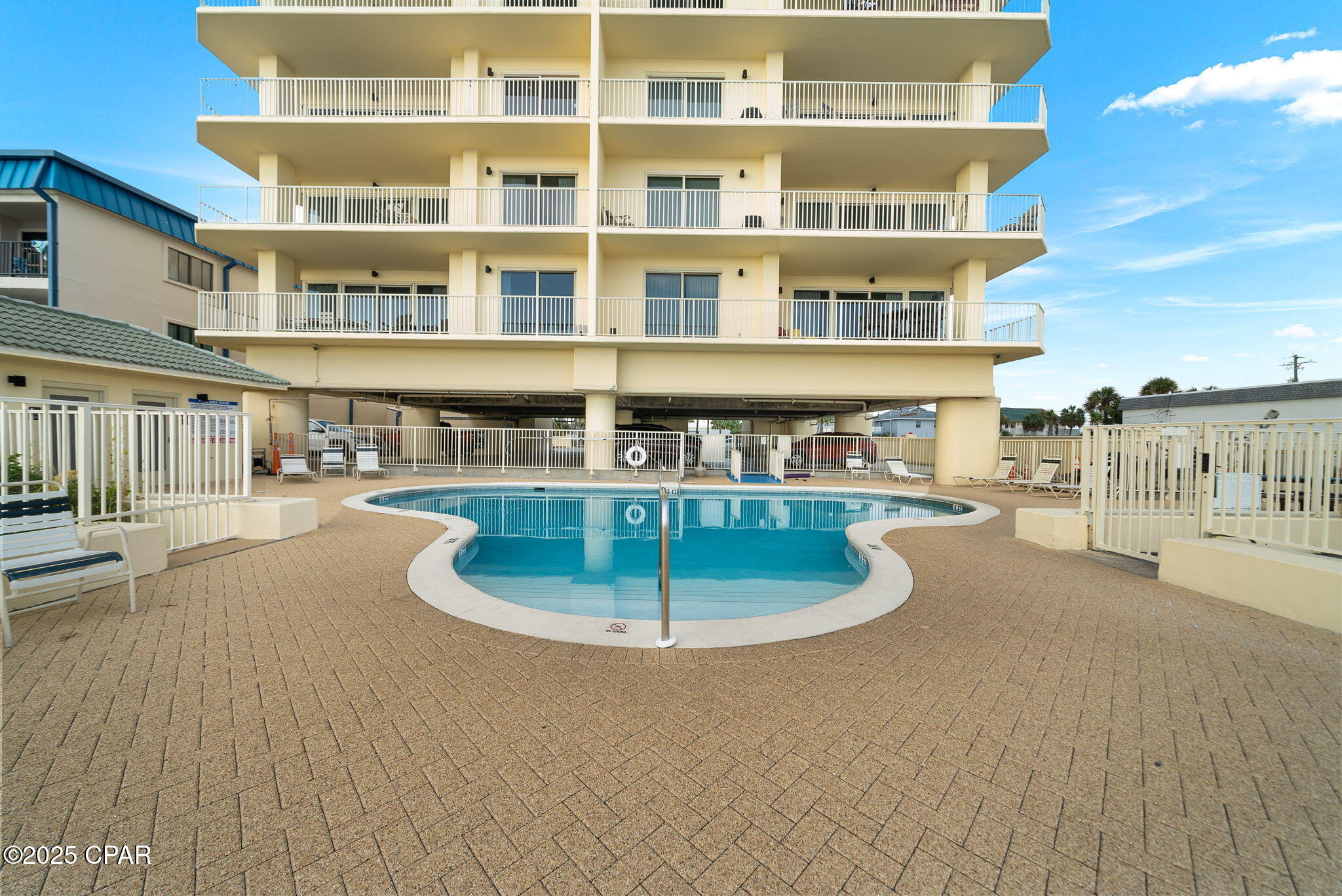 Grande Surf Club Condo - Residential