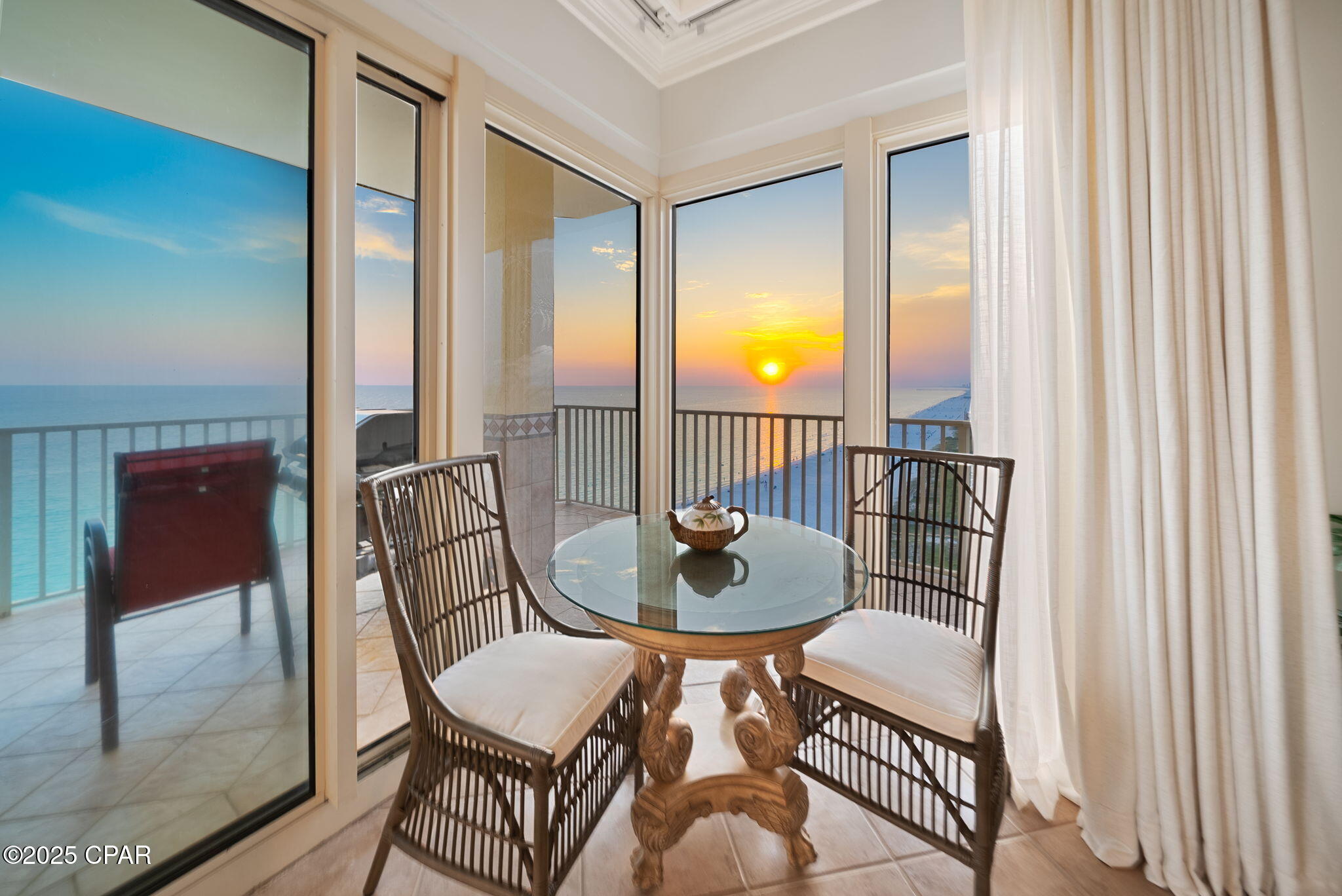 Grande Surf Club Condo - Residential