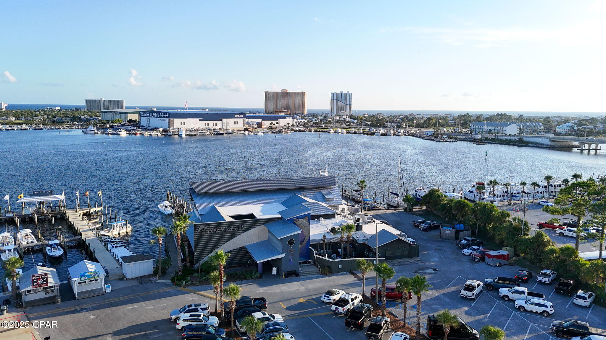 Grande Surf Club Condo - Residential