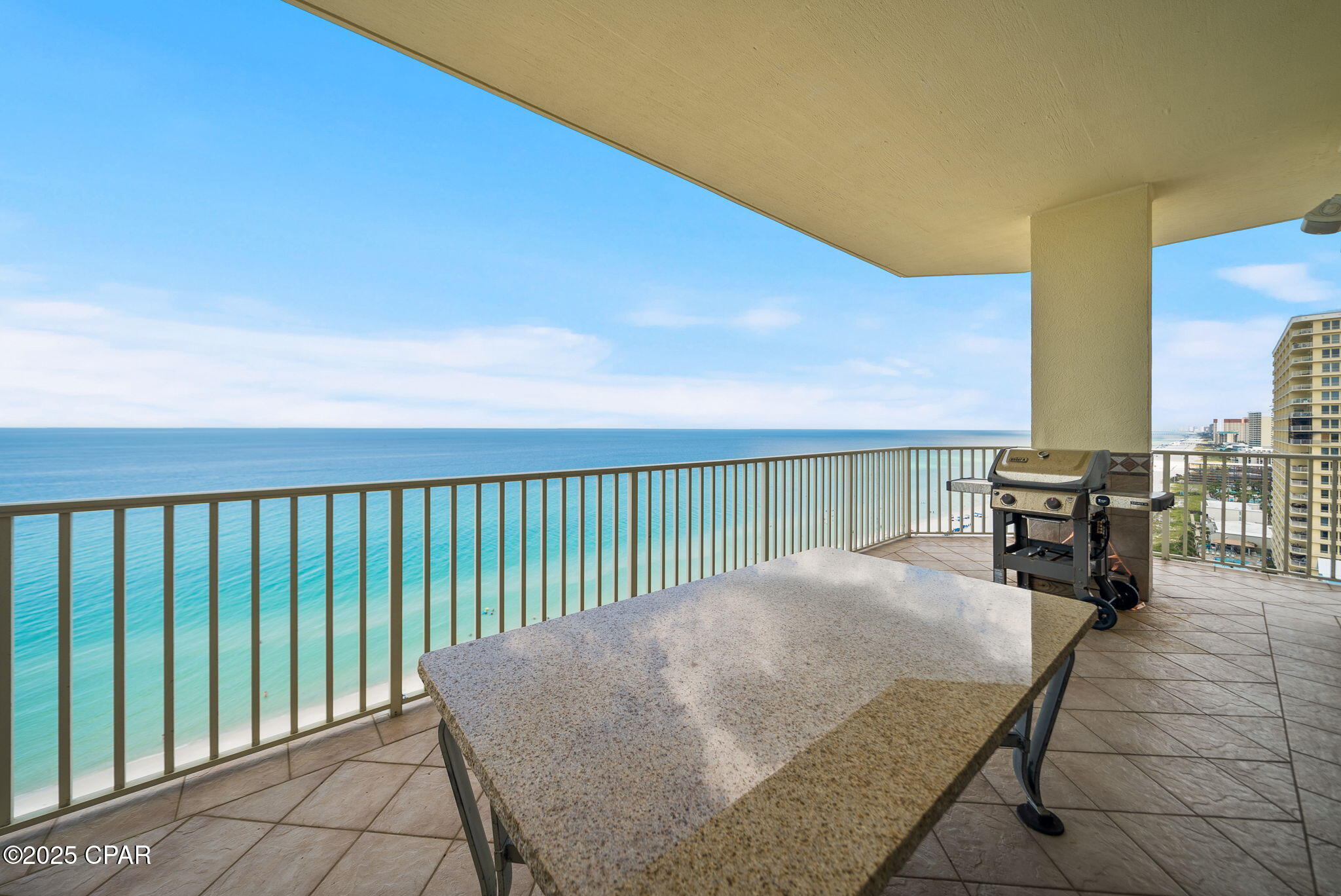 Grande Surf Club Condo - Residential