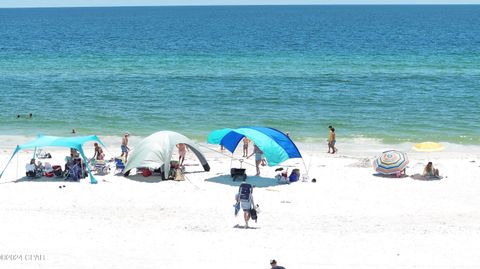 A home in Mexico Beach