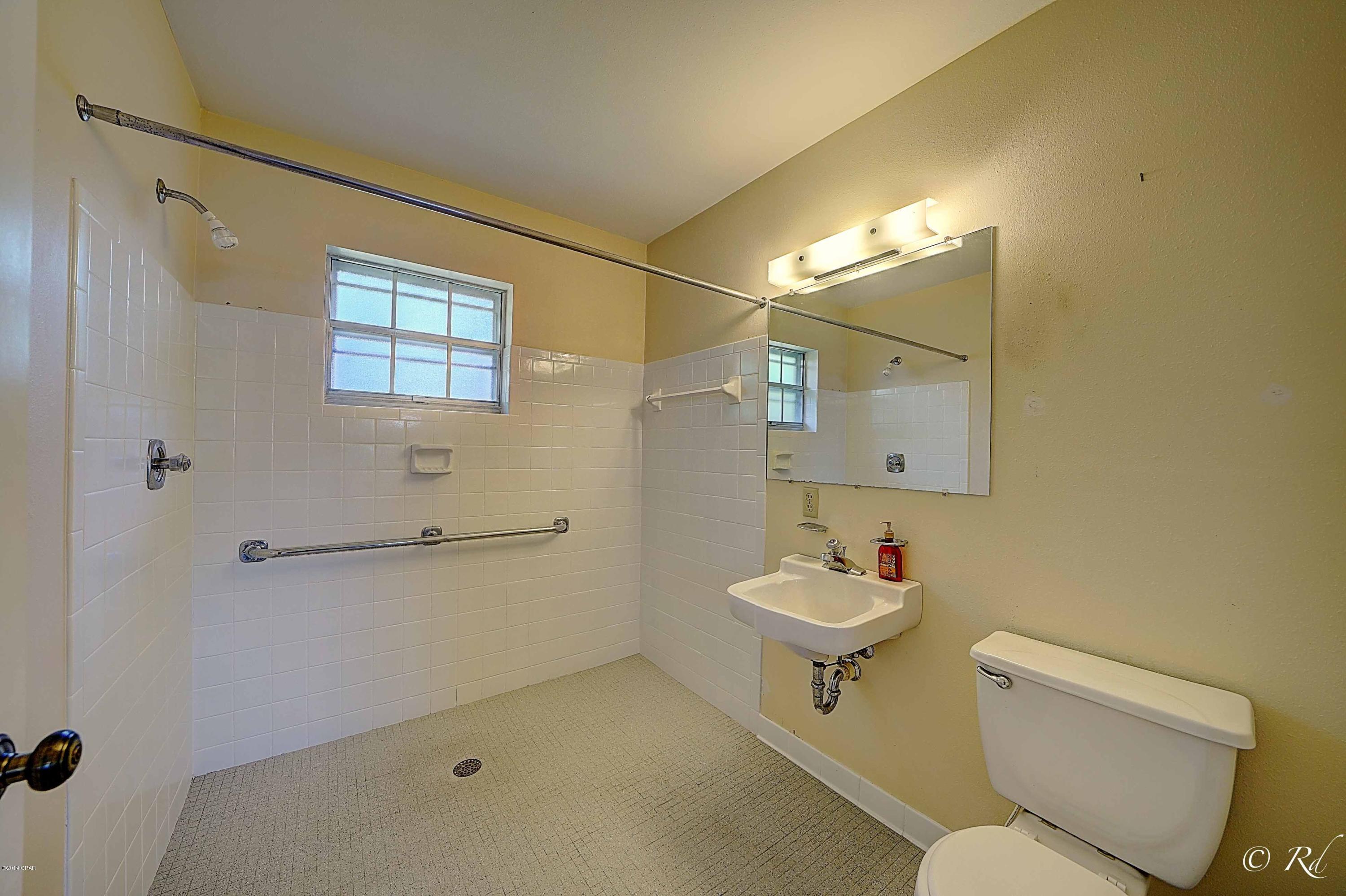 Sunny Hills Unit 4 - Residential