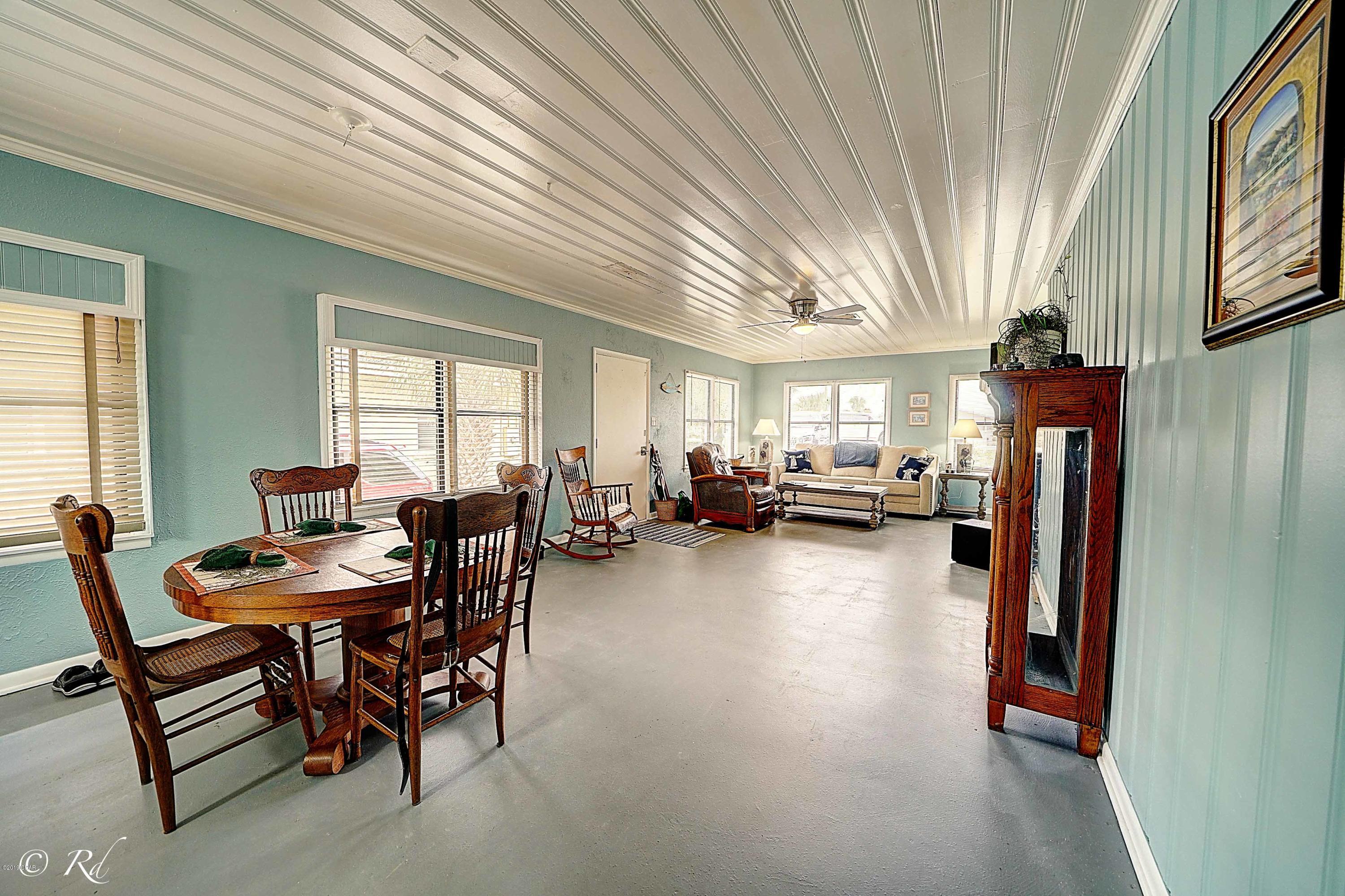 Kiska Beach - Residential