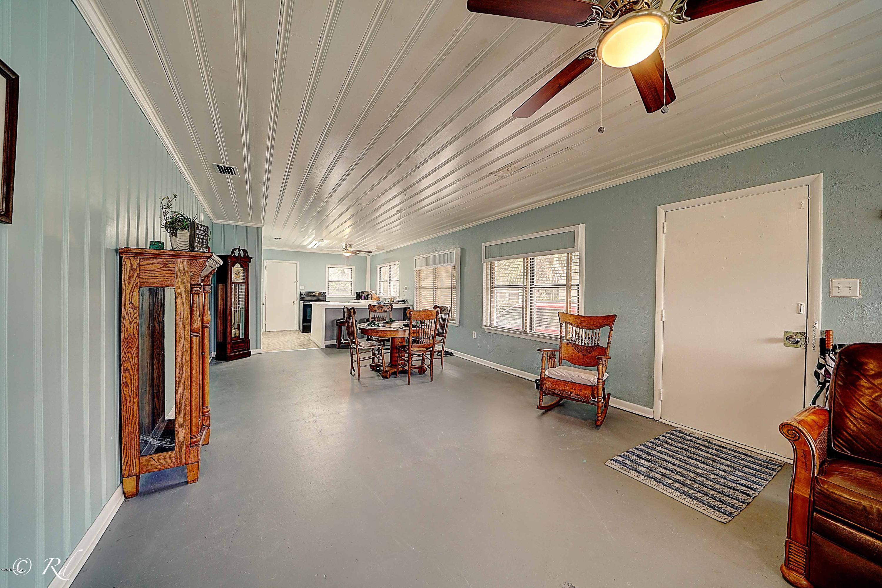 Kiska Beach - Residential