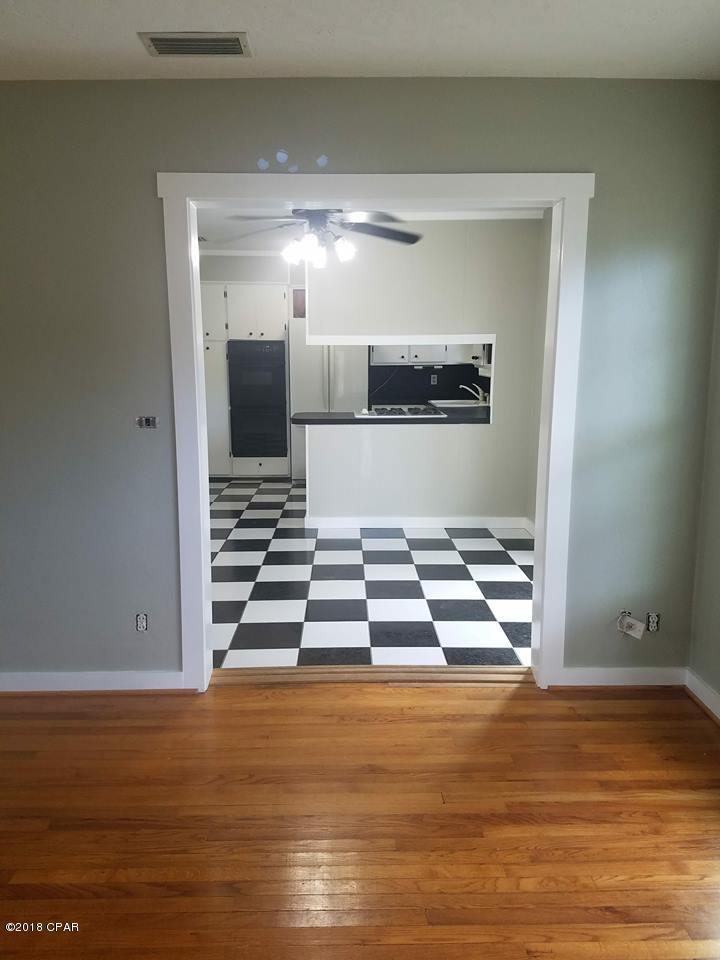 Cove Terrace 3rd Add - Residential