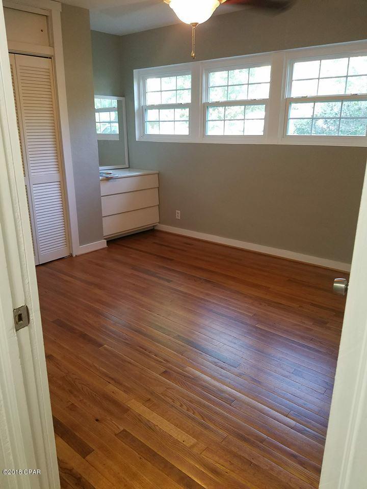 Cove Terrace 3rd Add - Residential