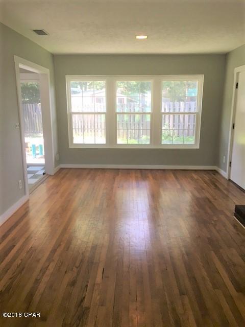 Cove Terrace 3rd Add - Residential