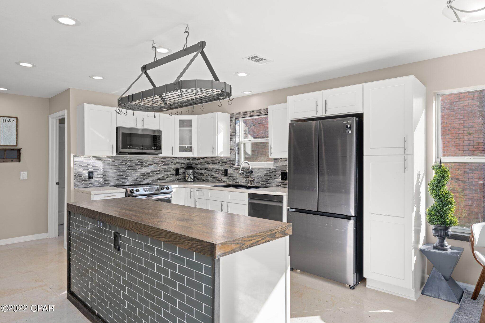 Leisure Shores - Residential