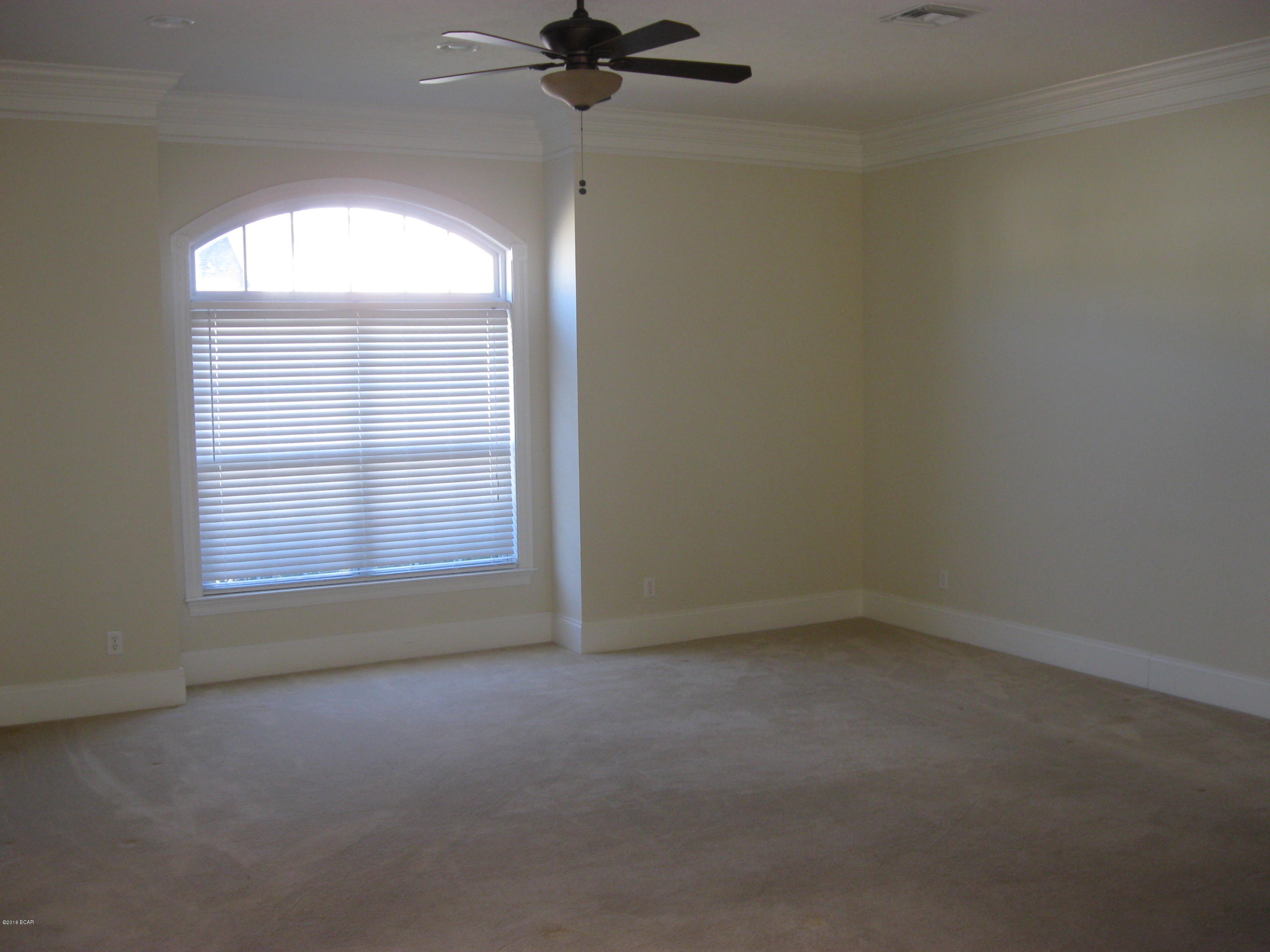 Tierra Verde Phase II - Residential Lease