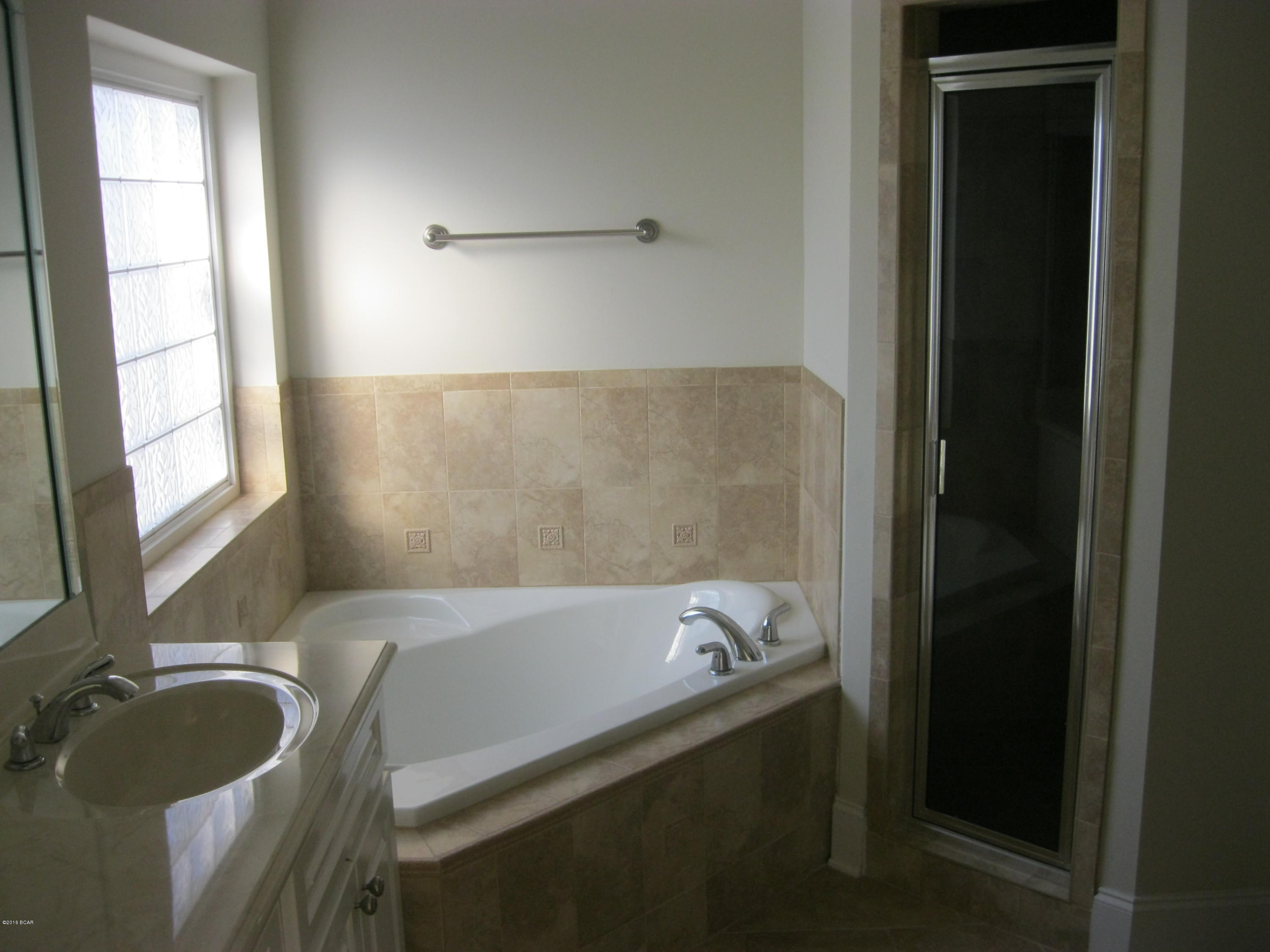 Tierra Verde Phase II - Residential Lease