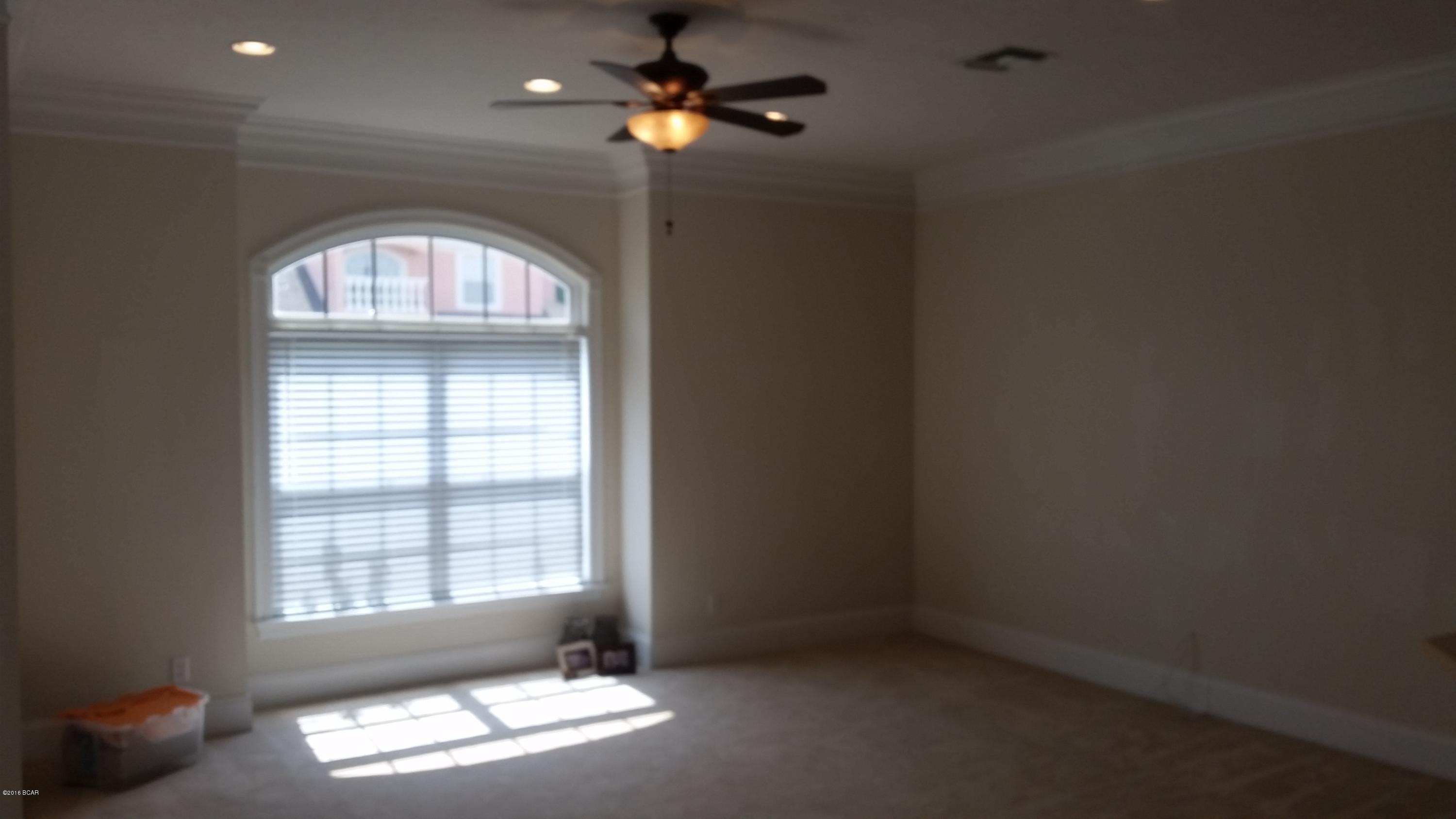 Tierra Verde Phase II - Residential Lease