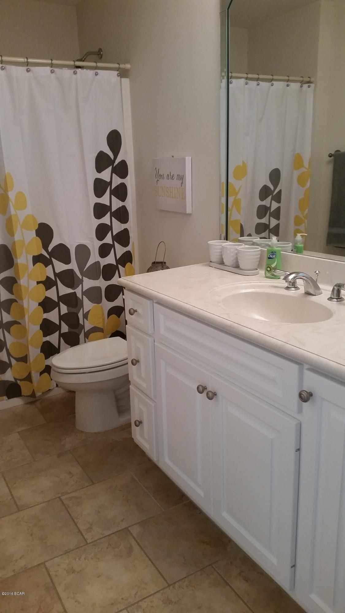 Tierra Verde Phase II - Residential Lease