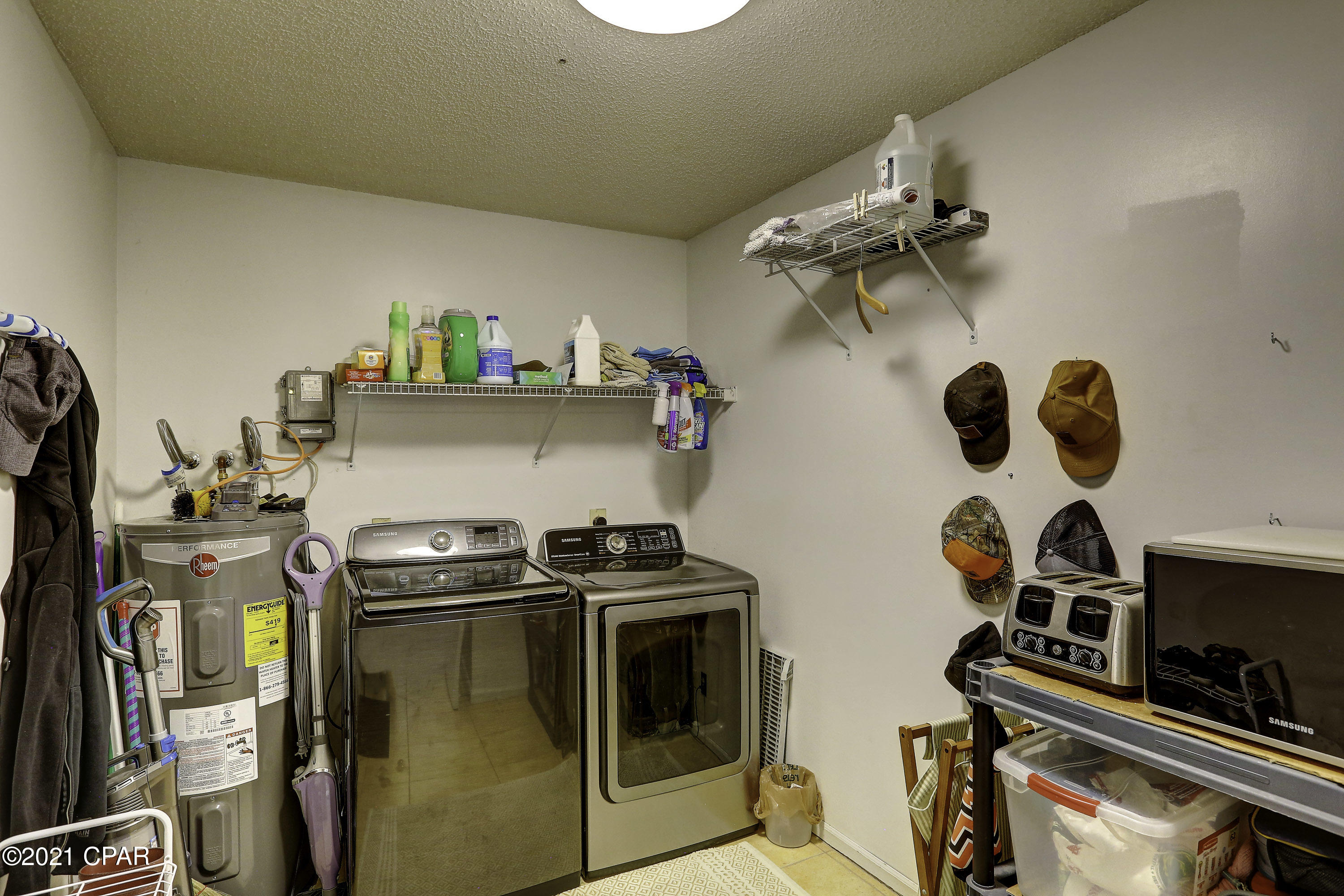 Belaire Estates U-6 - Residential