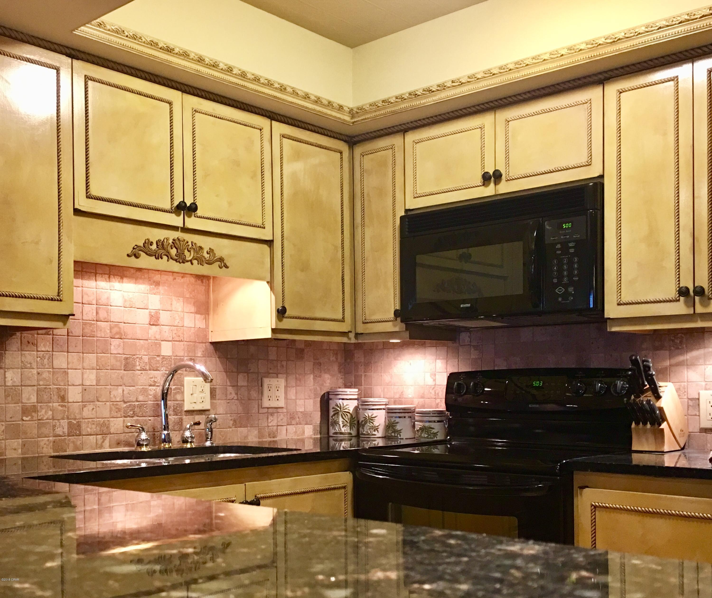 Lagoon Towers Phase I - Residential