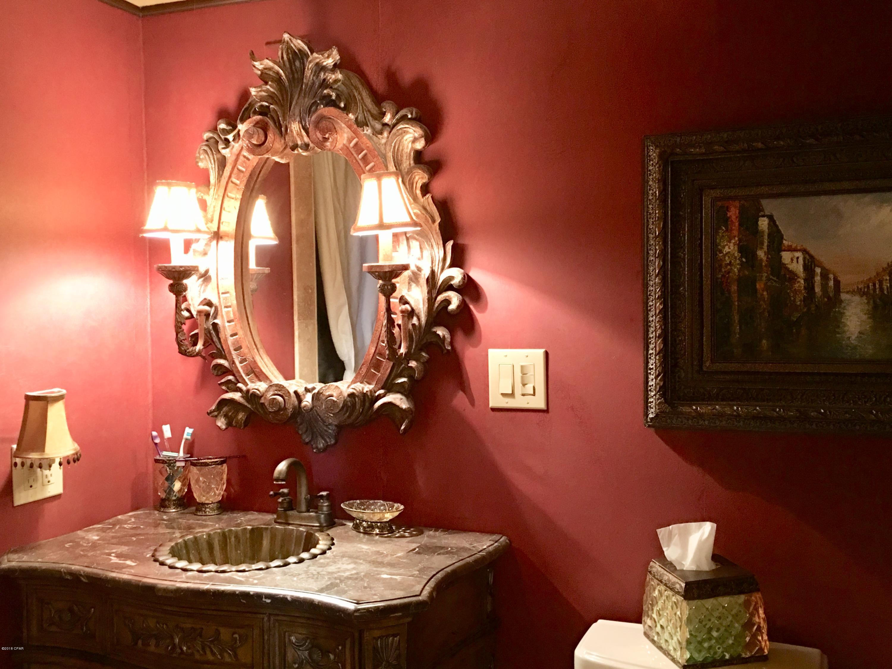 Lagoon Towers Phase I - Residential