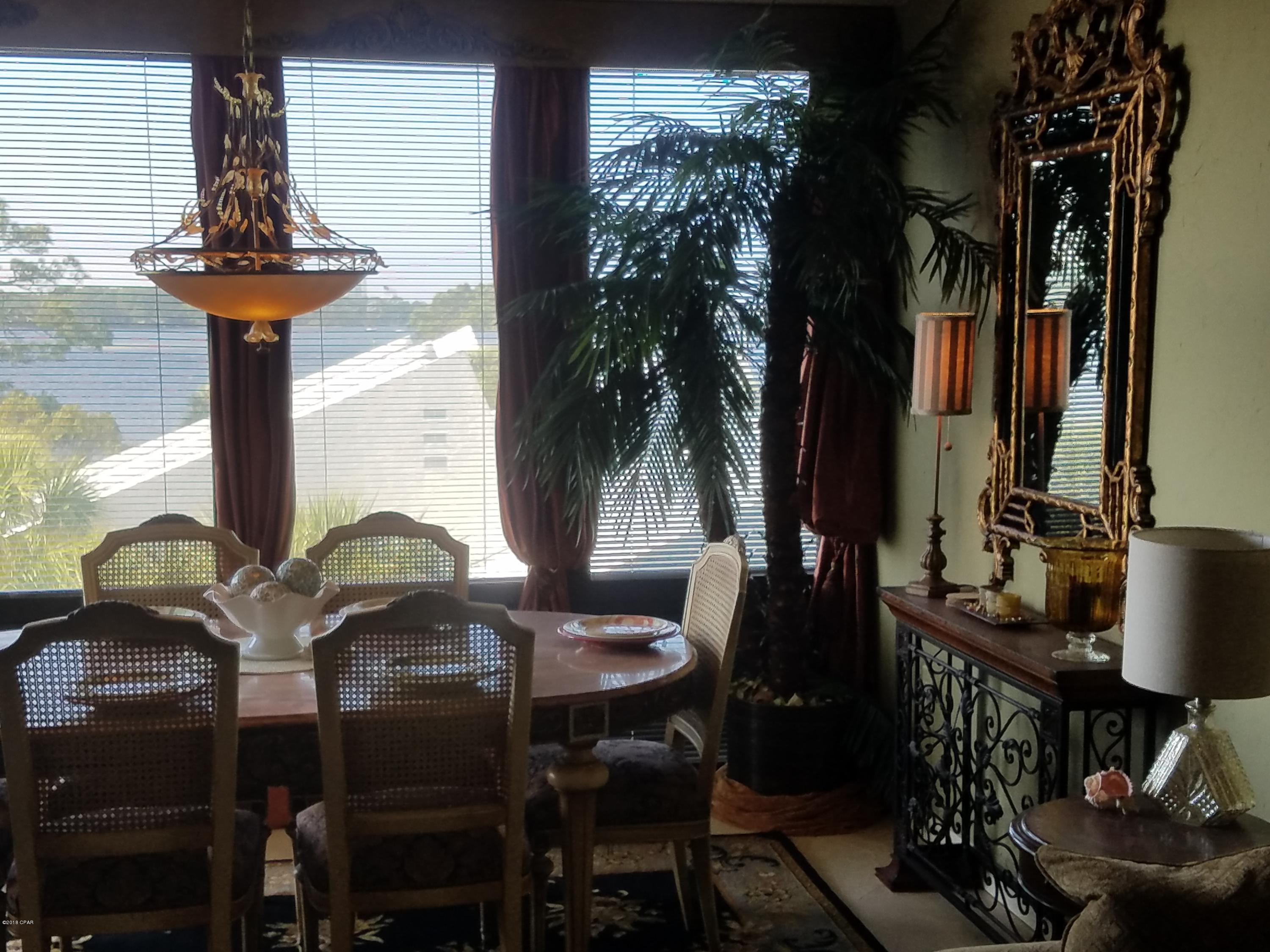 Lagoon Towers Phase I - Residential