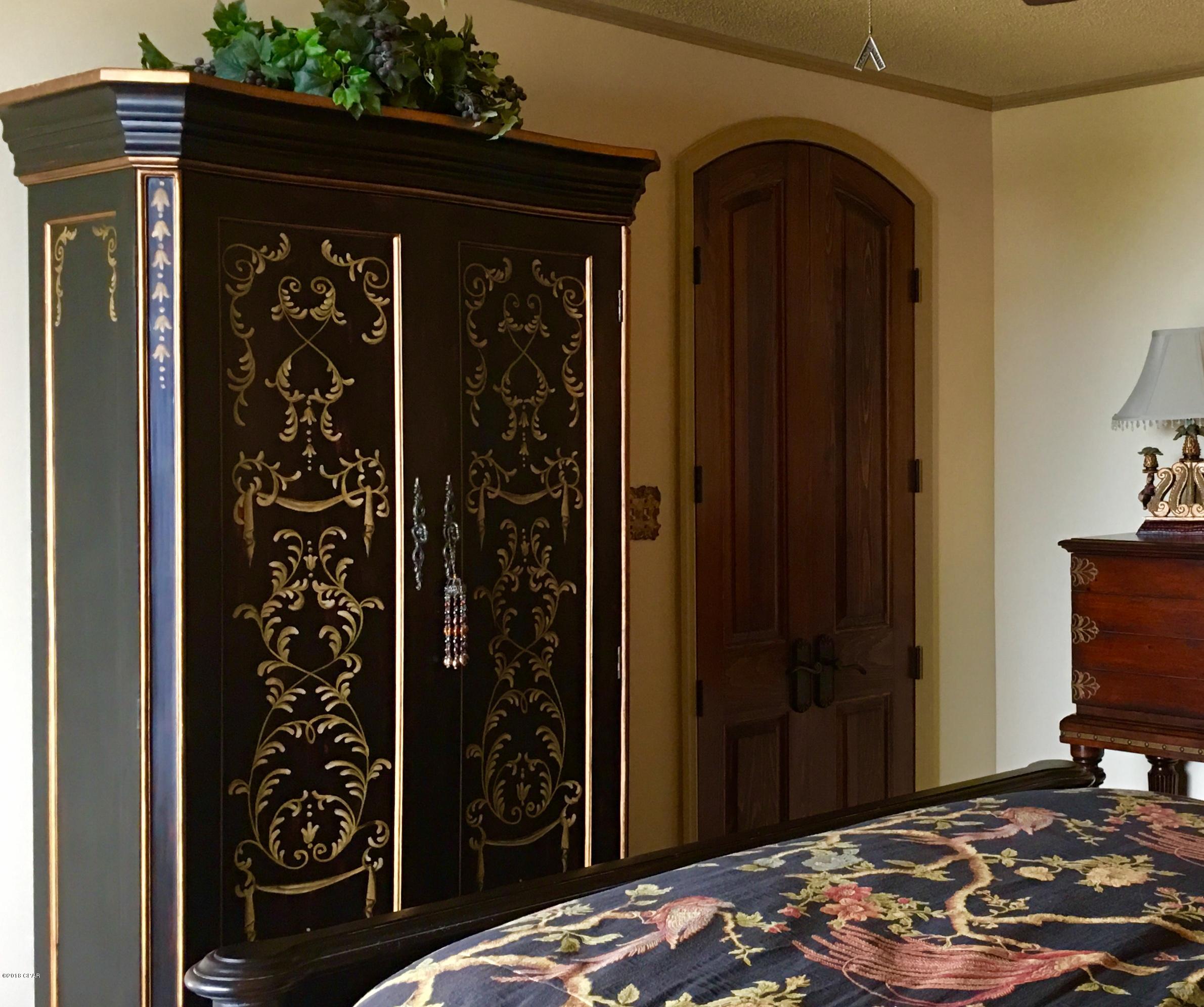 Lagoon Towers Phase I - Residential