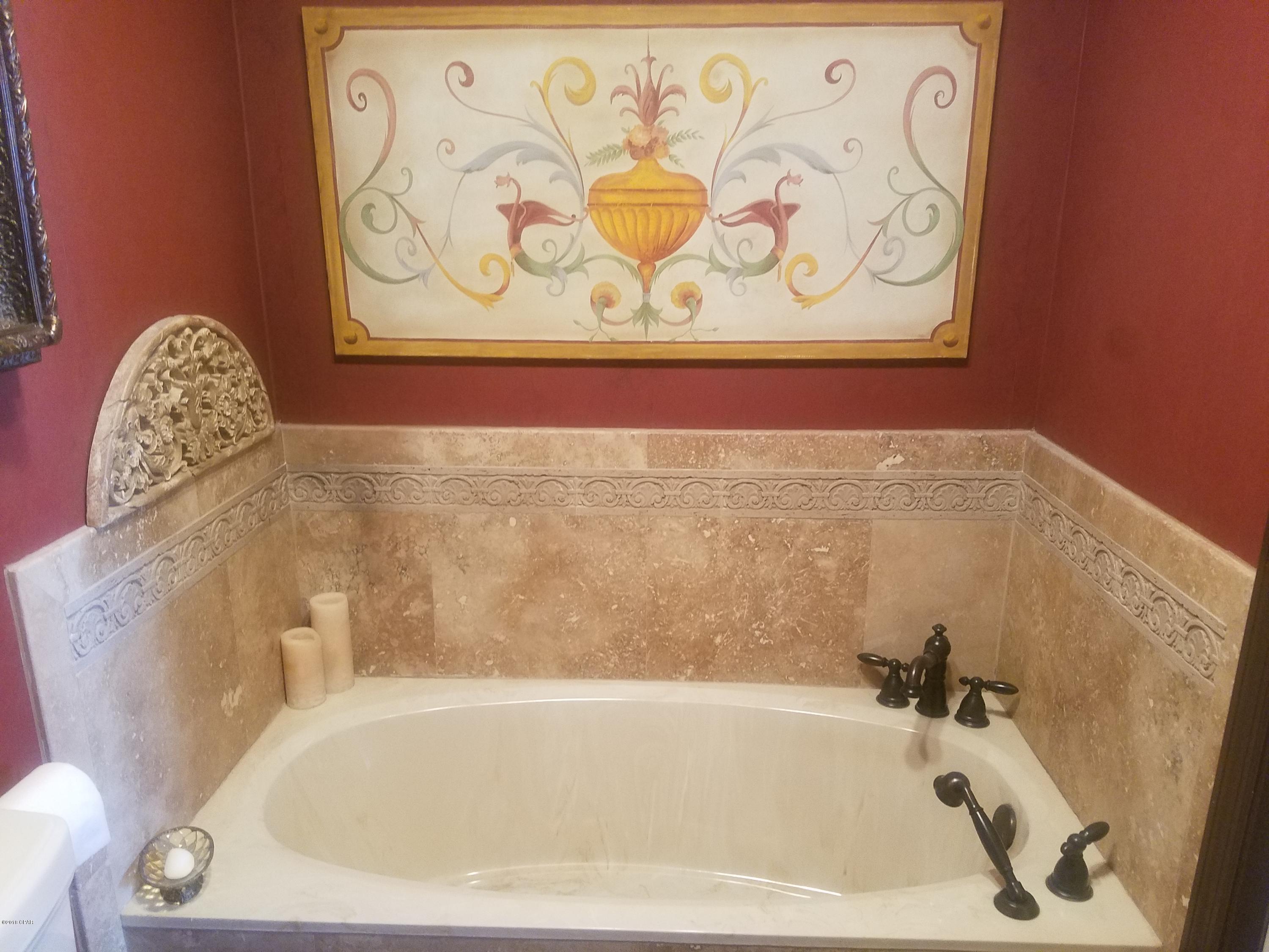 Lagoon Towers Phase I - Residential