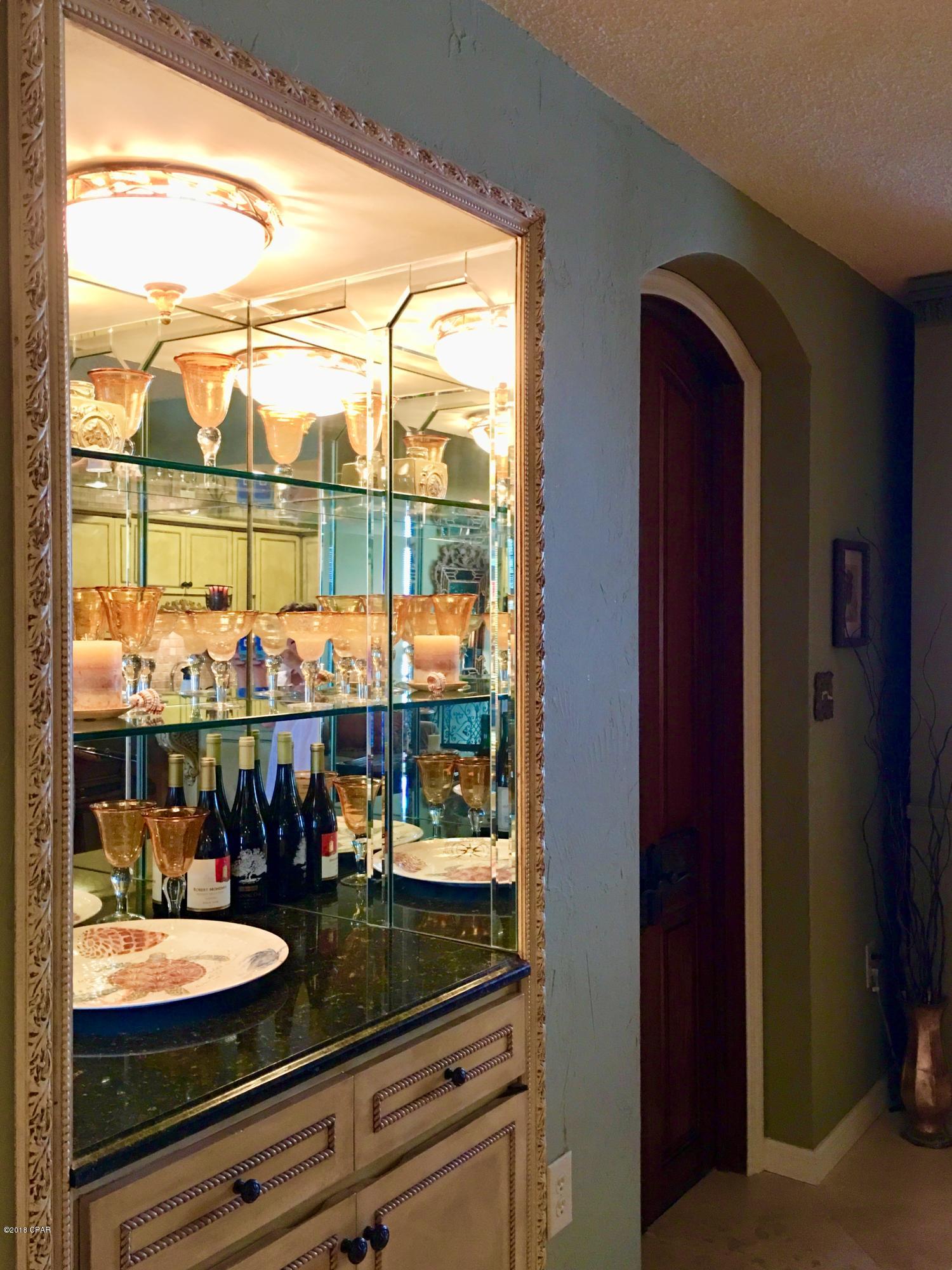 Lagoon Towers Phase I - Residential