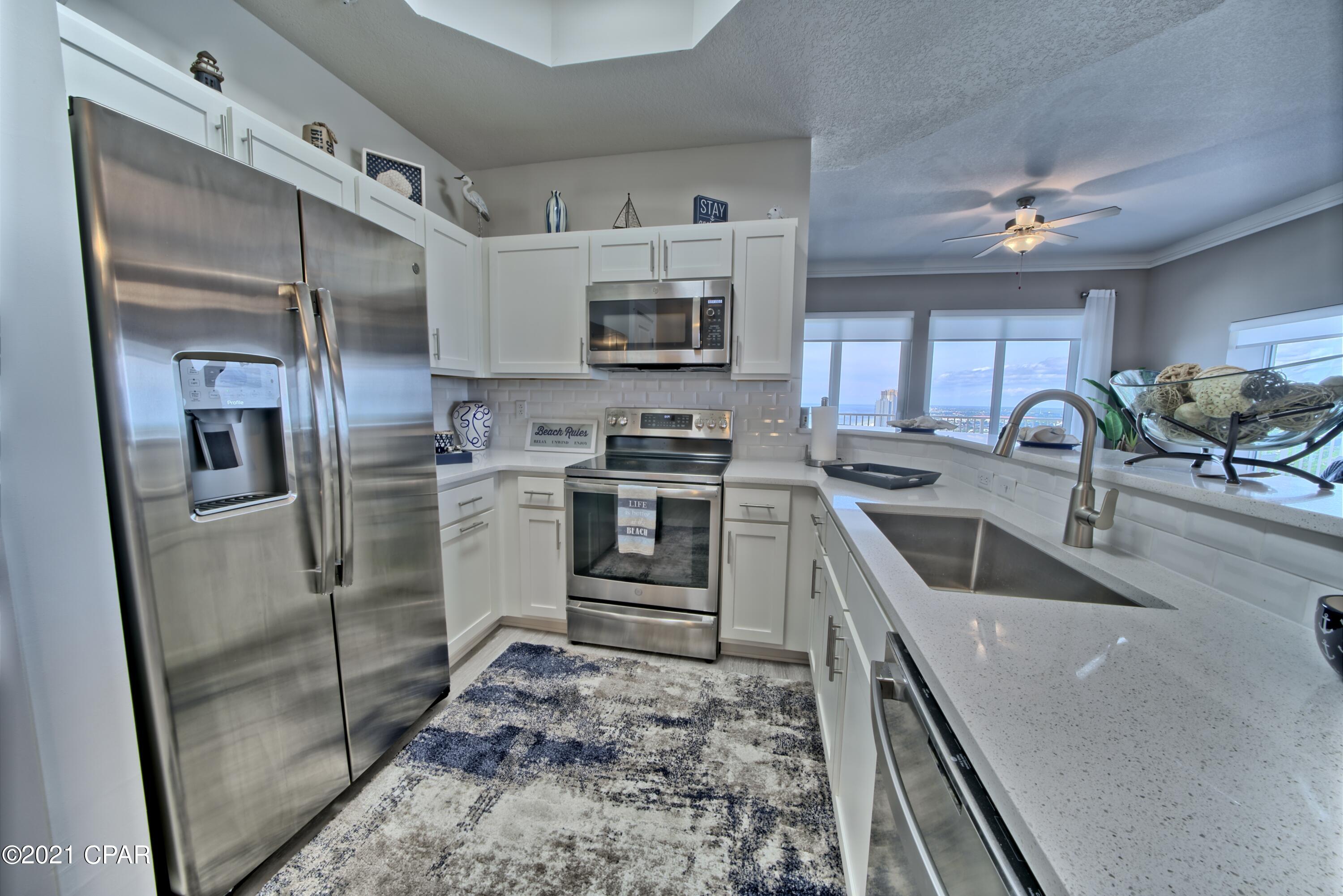 Calypso Towers III - Residential