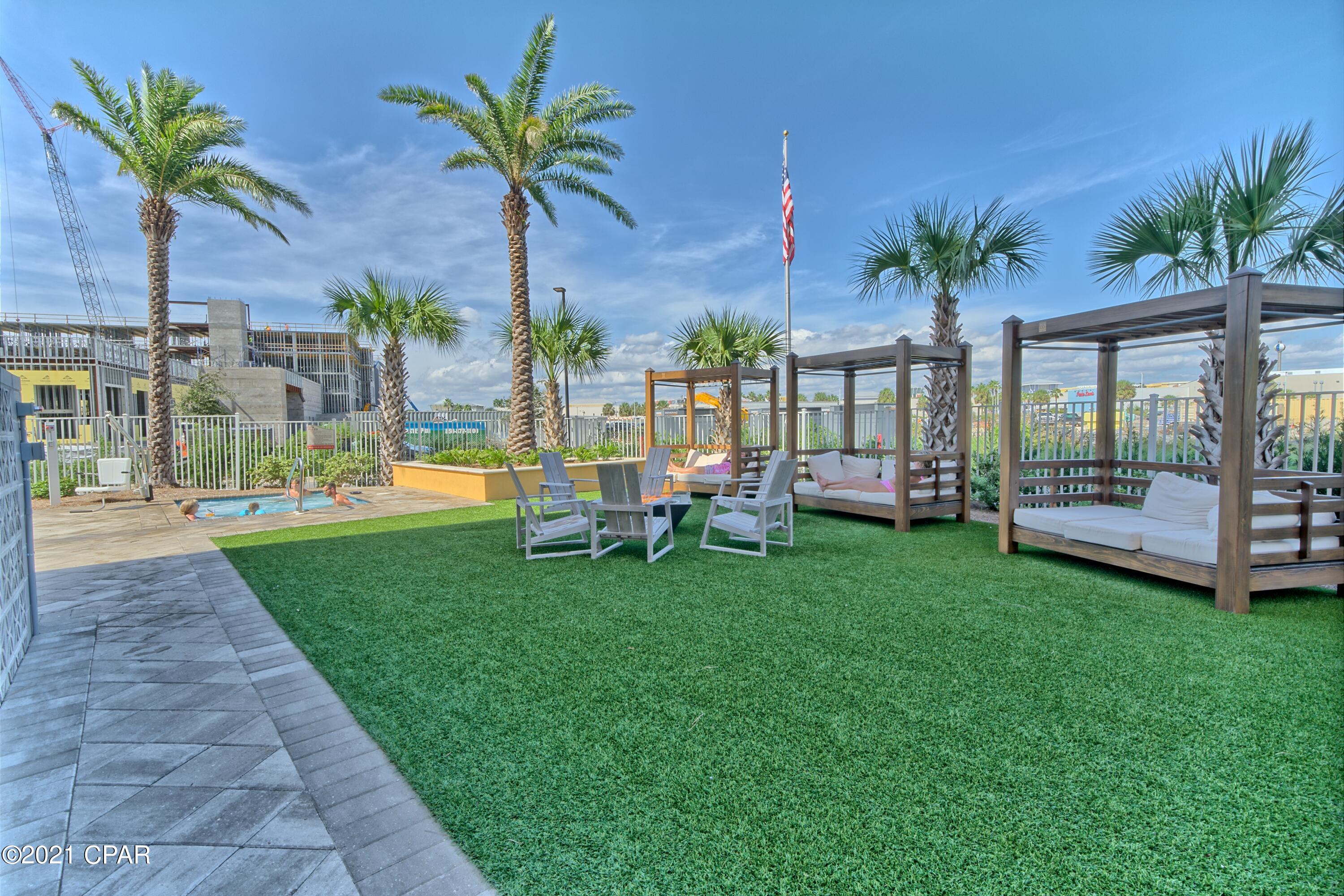 Calypso Towers III - Residential