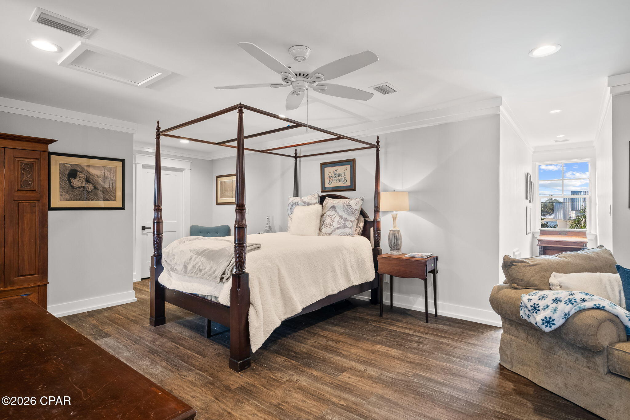 Country Club Harbour Estates - Residential