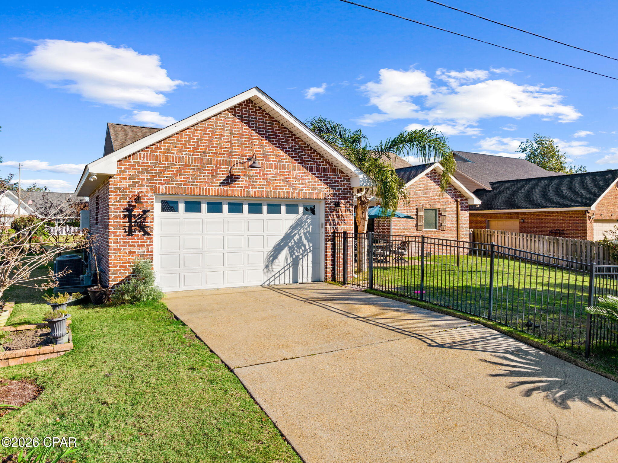 Country Club Harbour Estates - Residential