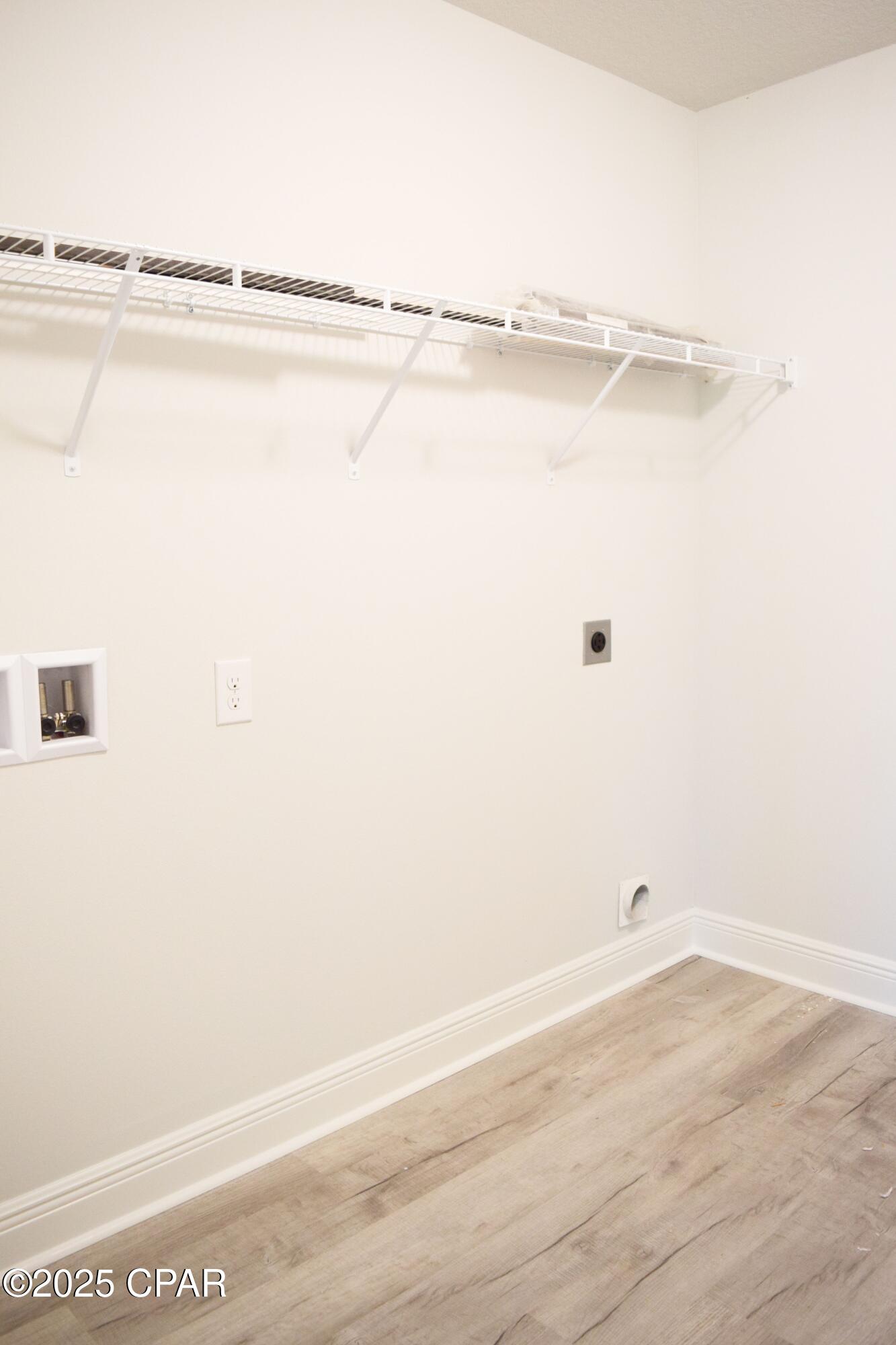 Cedar Creek At Deerpoint Lake - Residential