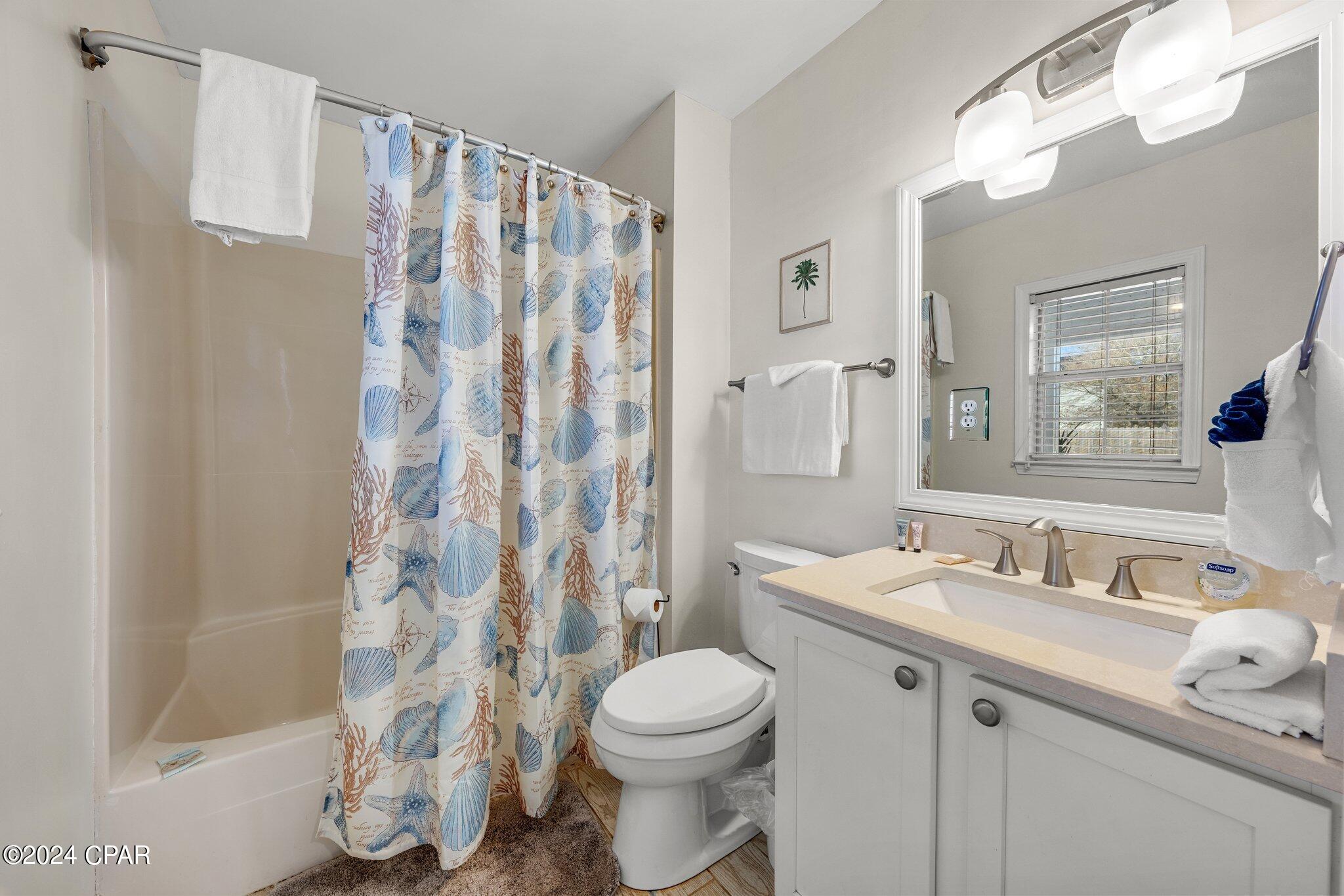 Biltmore Beach 1st Add - Residential