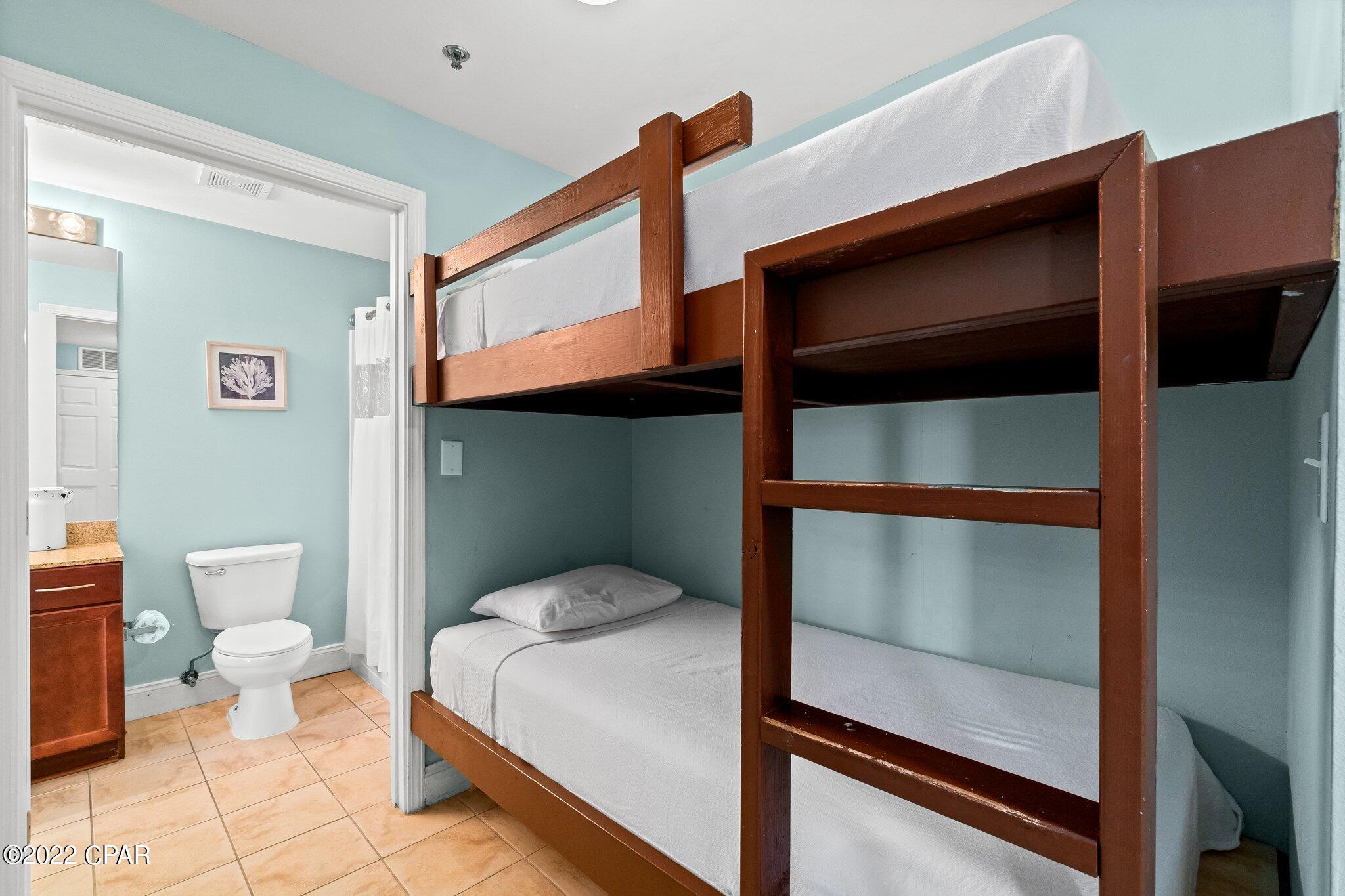 Laketown Wharf - Residential