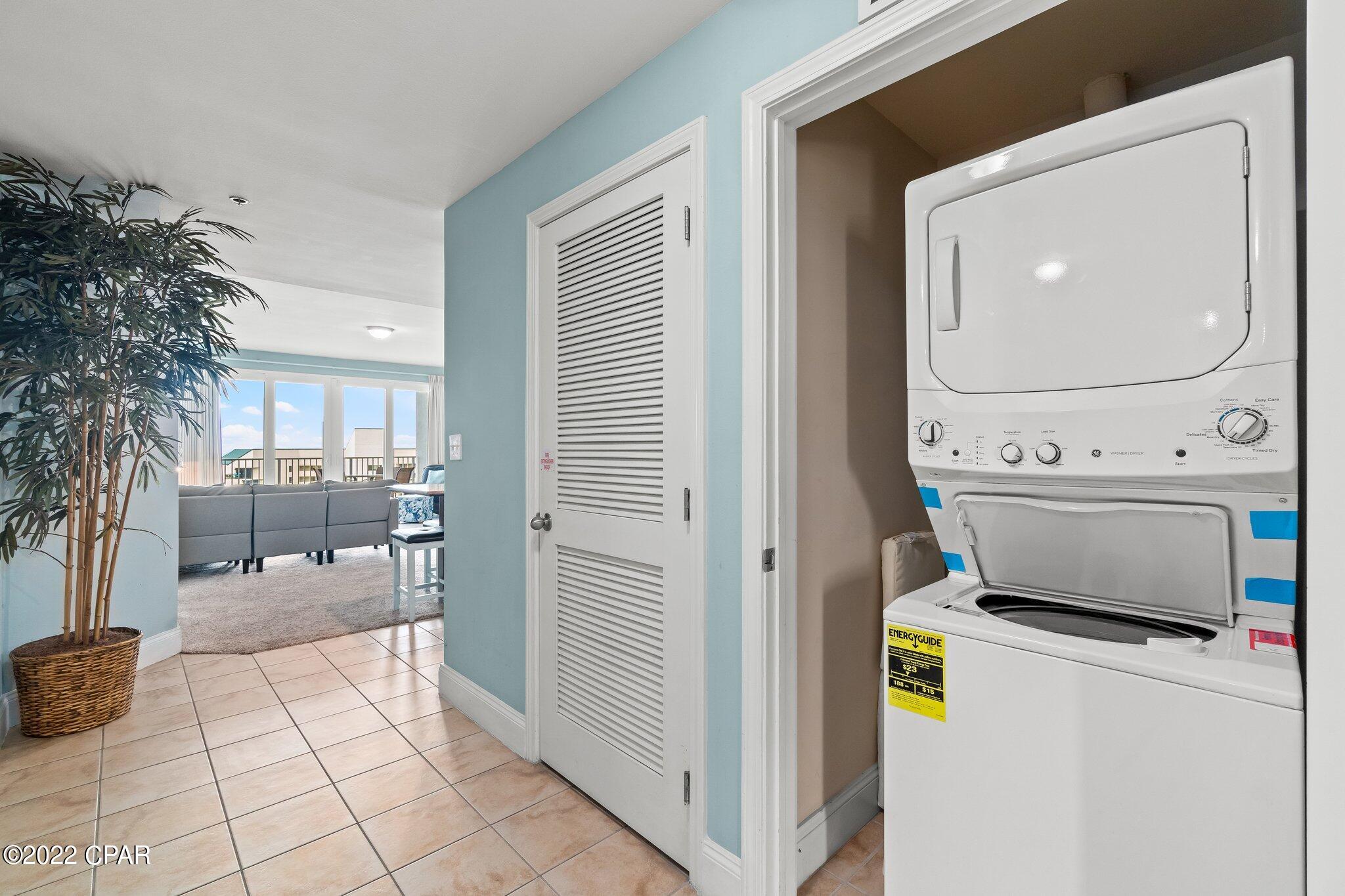 Laketown Wharf - Residential