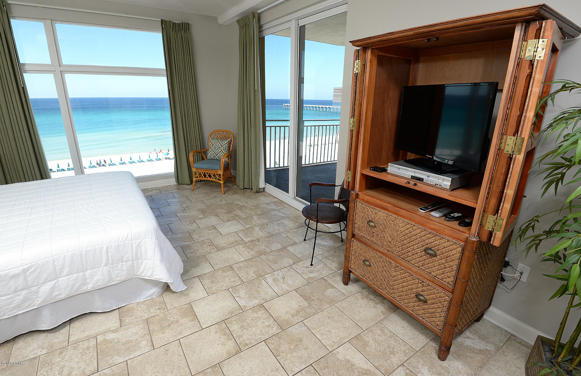 Sterling Reef - Residential