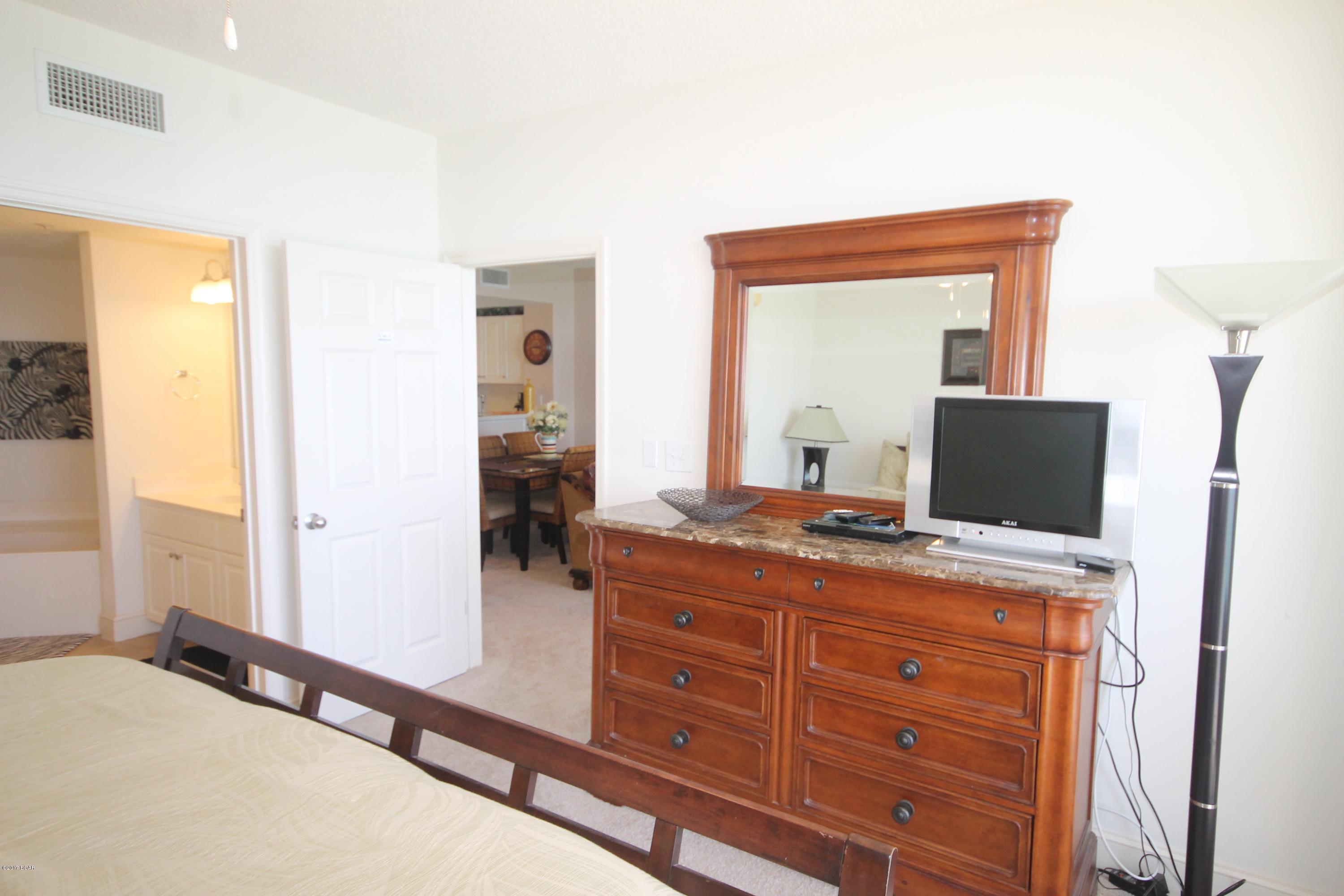 Majestic Beach Tower I - Residential