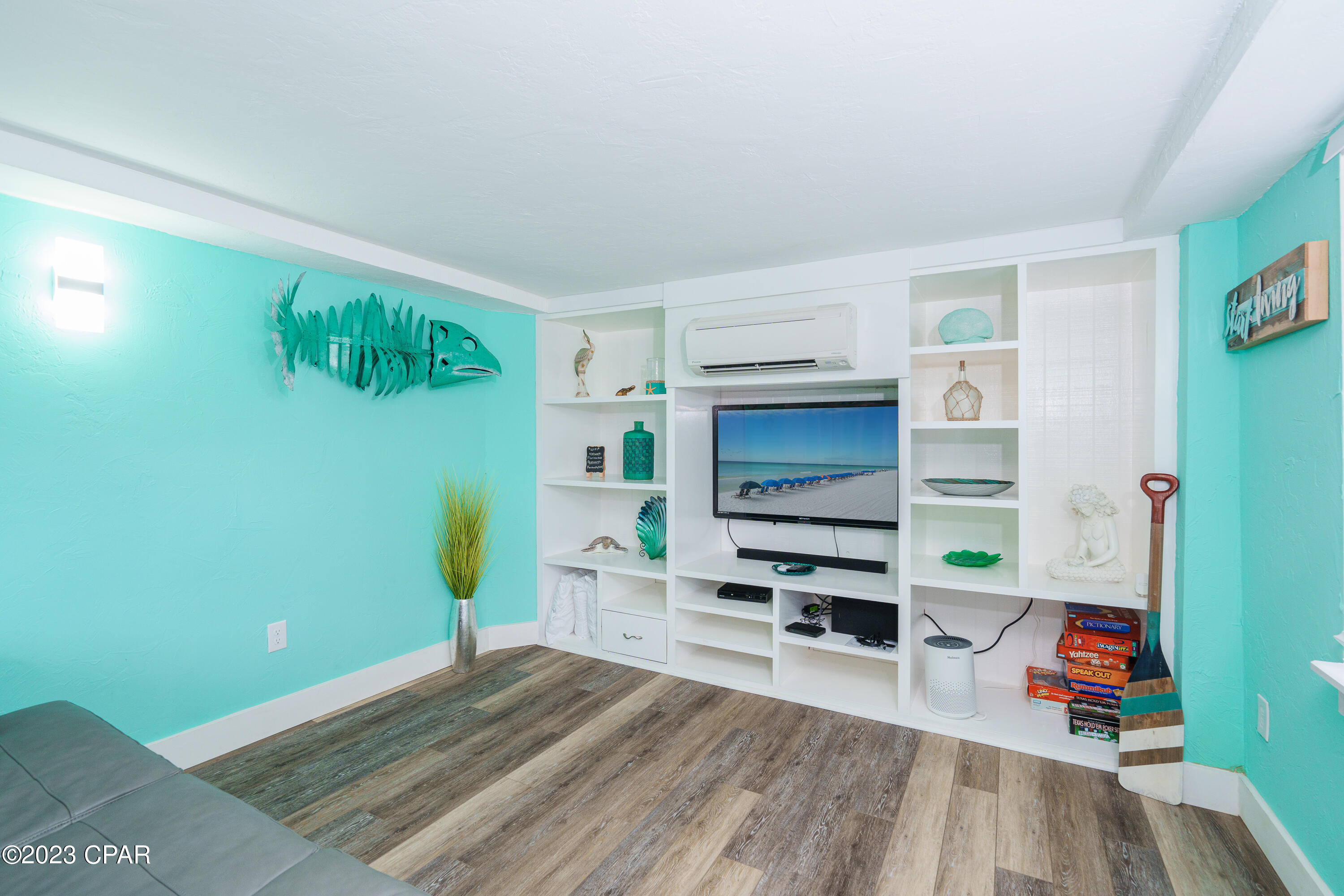 Holiday Beach Unit 13 - Residential