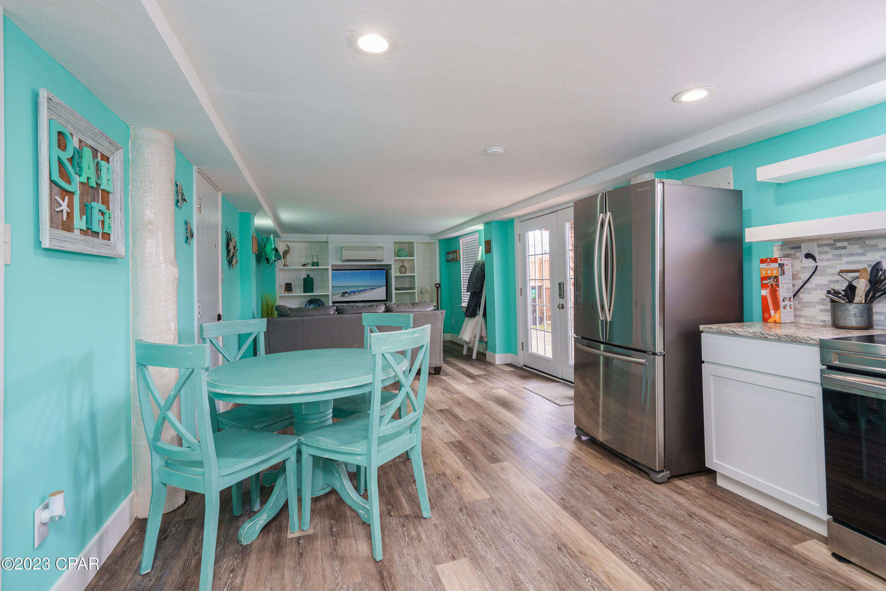 Holiday Beach Unit 13 - Residential