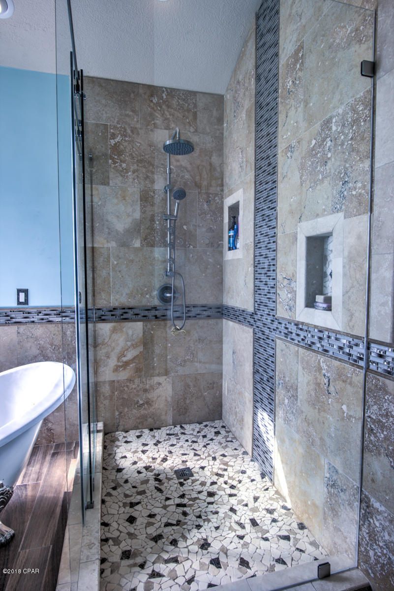 Pelican Bay - Residential