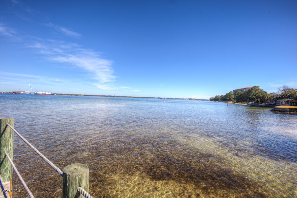 Pelican Bay - Residential