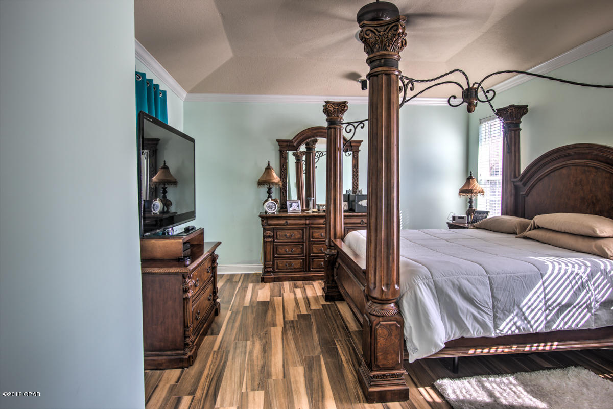 Pelican Bay - Residential